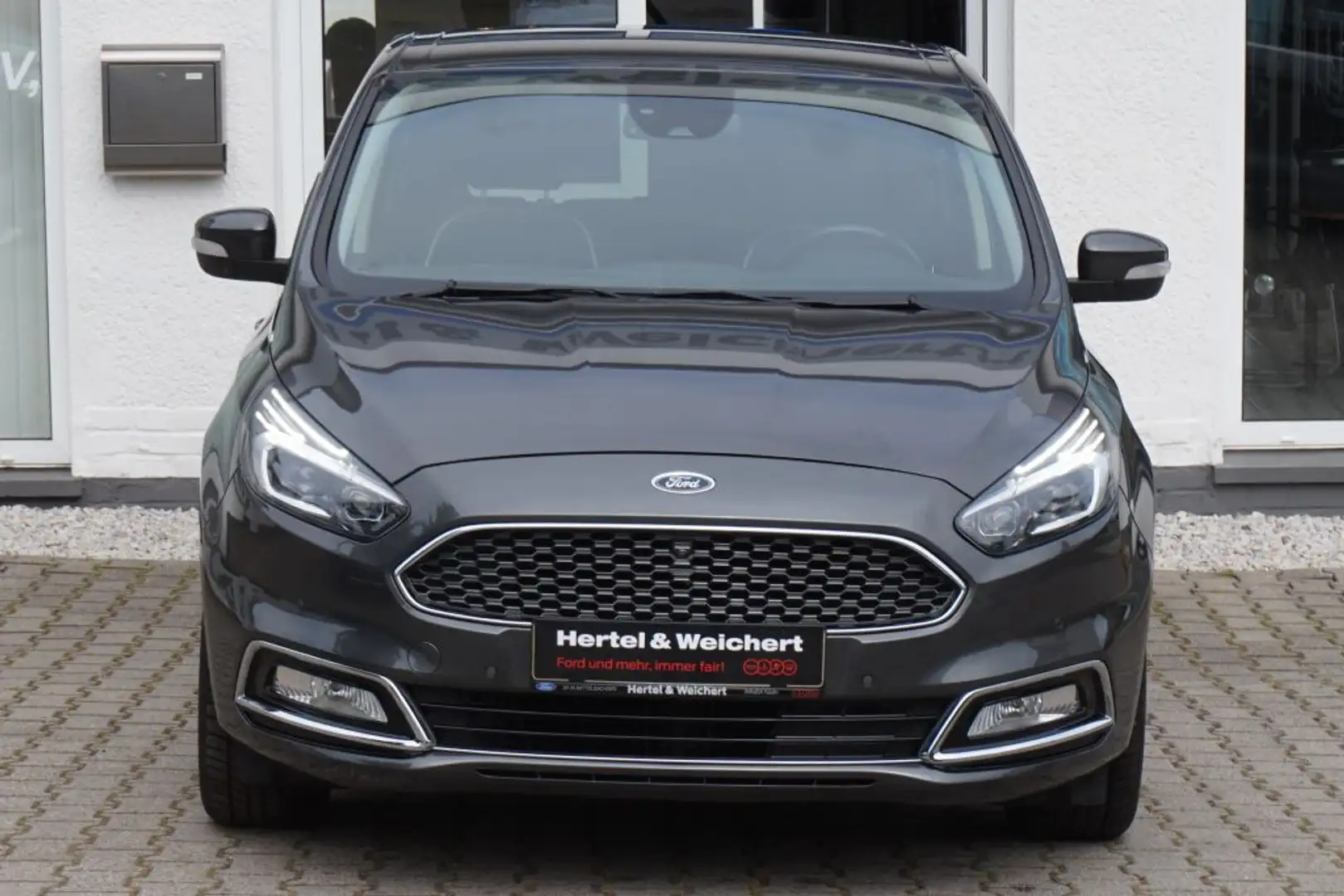 Ford S-Max 2.0 EcoBlue Aut. Vignale Grijs - 2