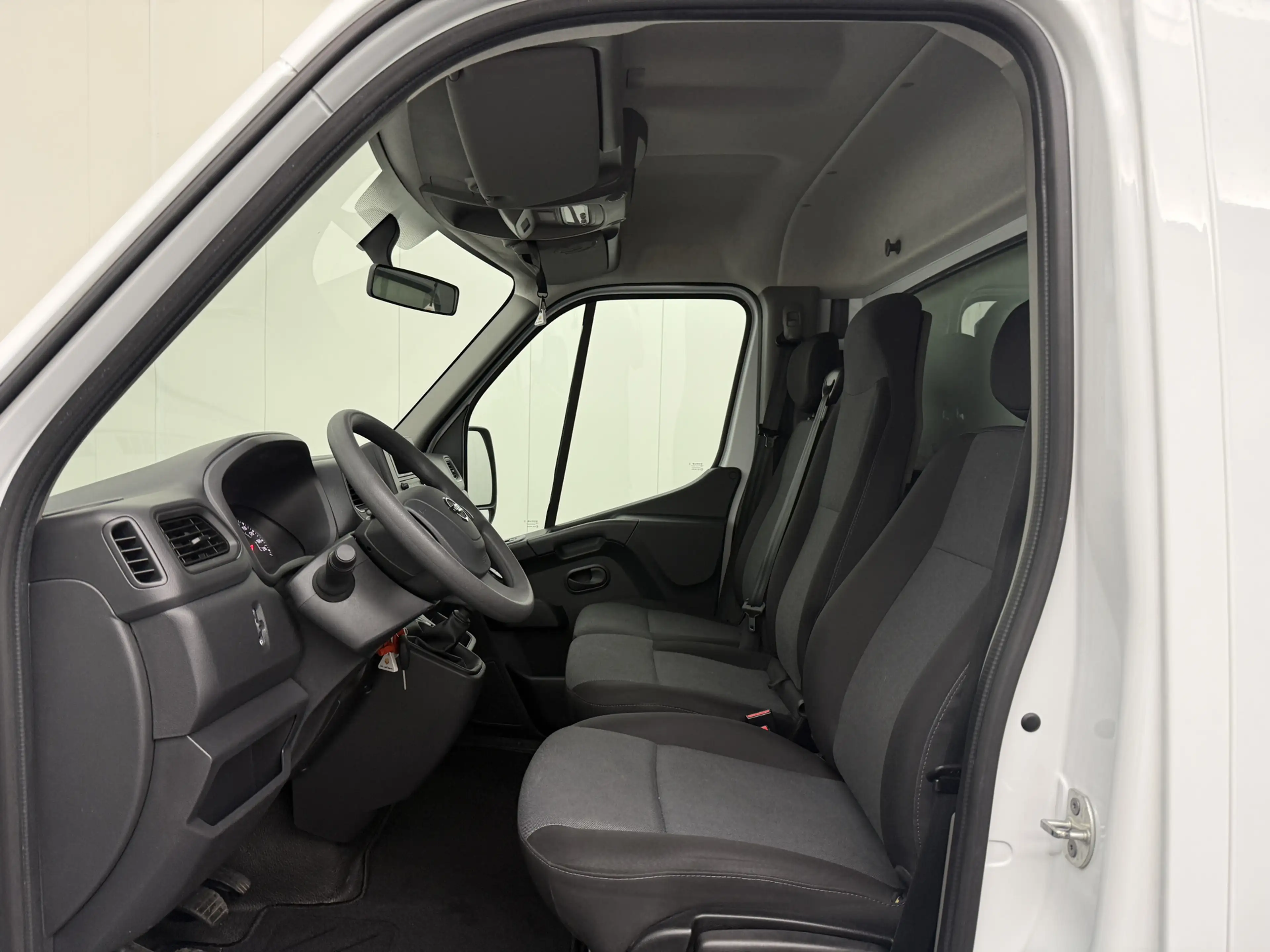 Nissan Interstar 2.3DCI 165PK Dubbellucht Bakwagen+Laadklep | Daksp — photo 21