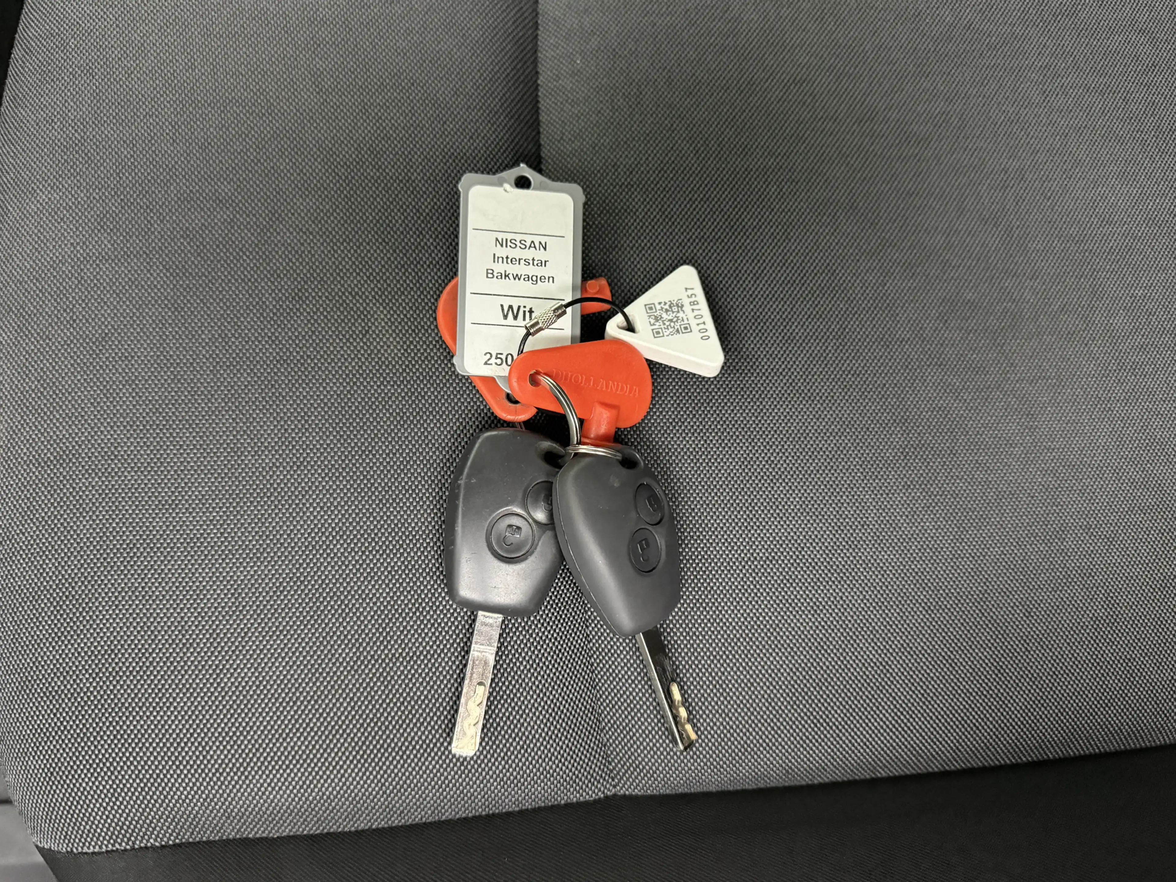 Nissan Interstar 2.3DCI 165PK Dubbellucht Bakwagen+Laadklep | Daksp — photo 5