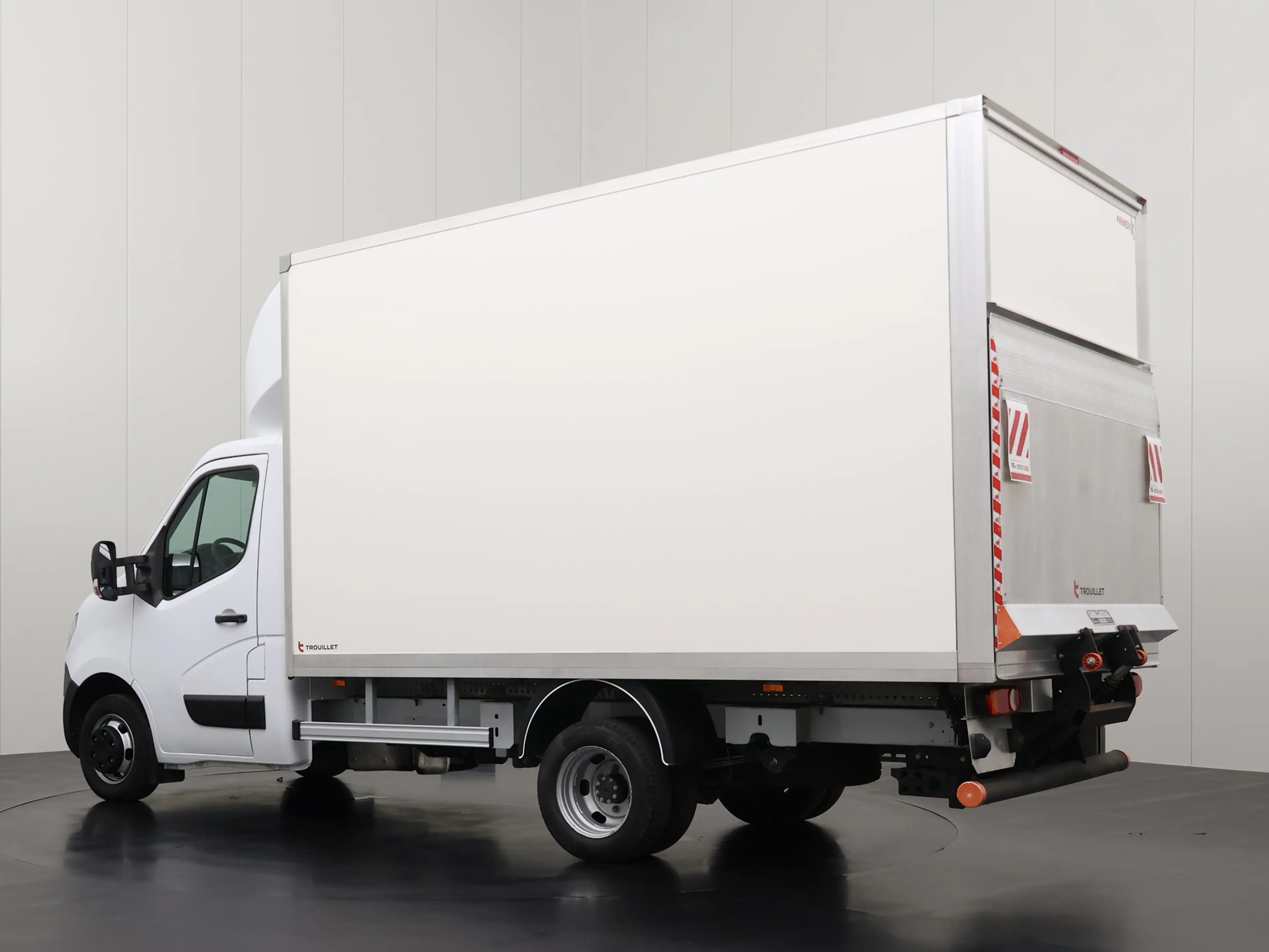 Nissan Interstar 2.3DCI 165PK Dubbellucht Bakwagen+Laadklep | Daksp — photo 6