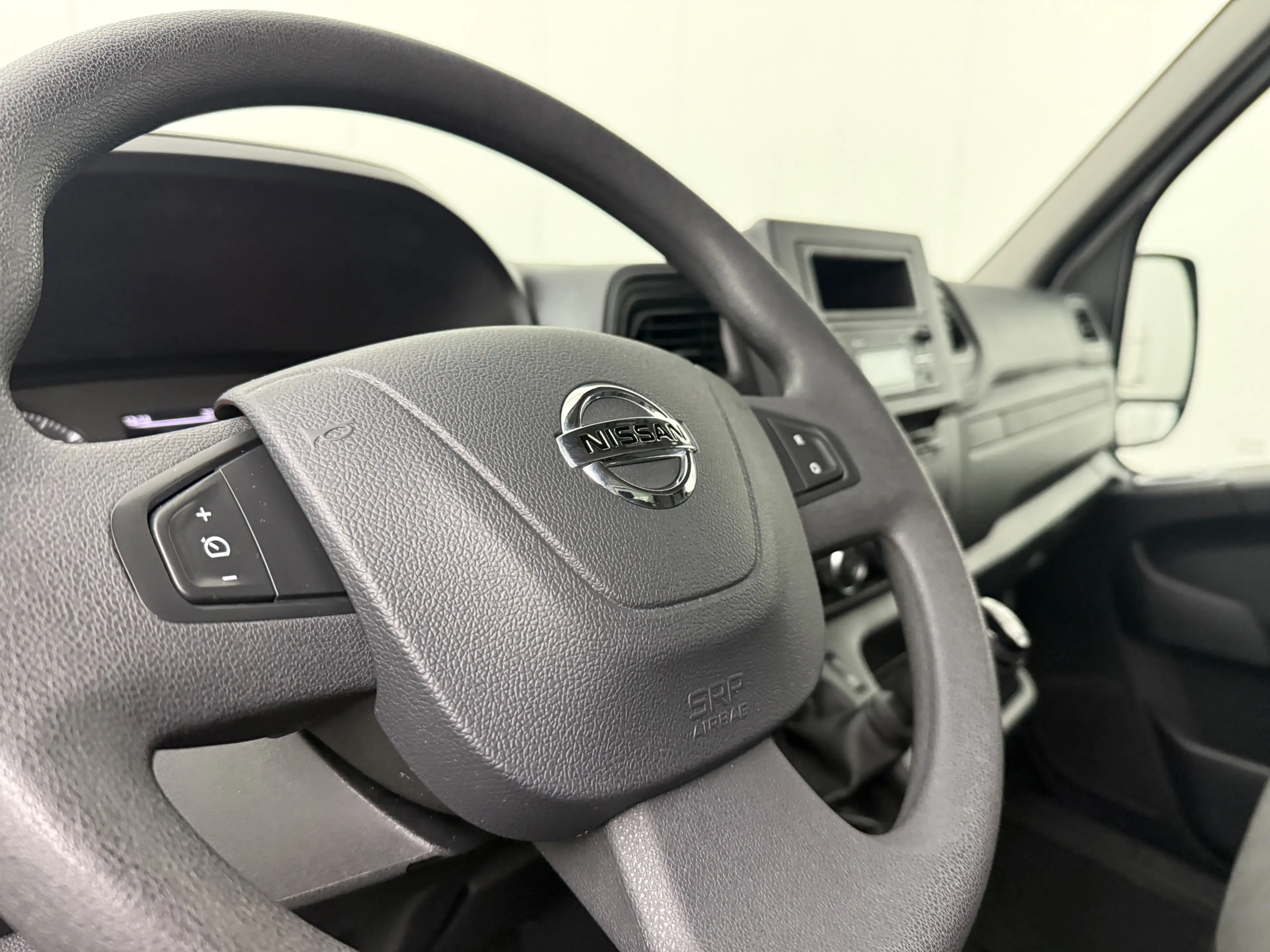 Nissan Interstar 2.3DCI 165PK Dubbellucht Bakwagen+Laadklep | Daksp — photo 15