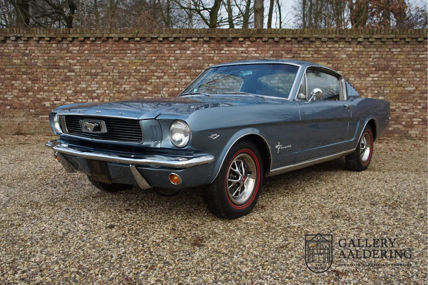 Ford Mustang Fastback 289 Rally Pack, extensive history file in Blauw - 1