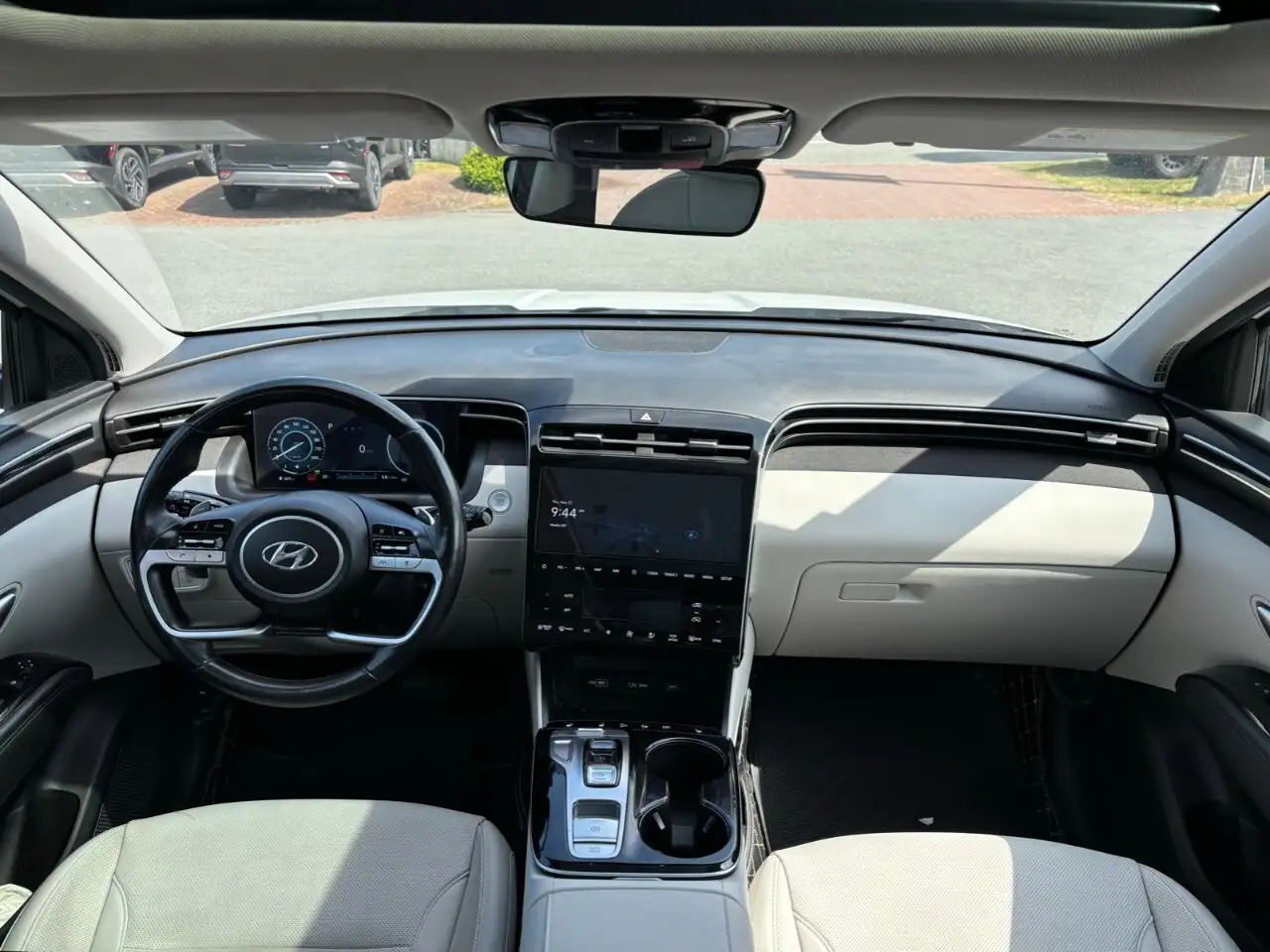 Hyundai TUCSON снимка Hyundai TUCSON