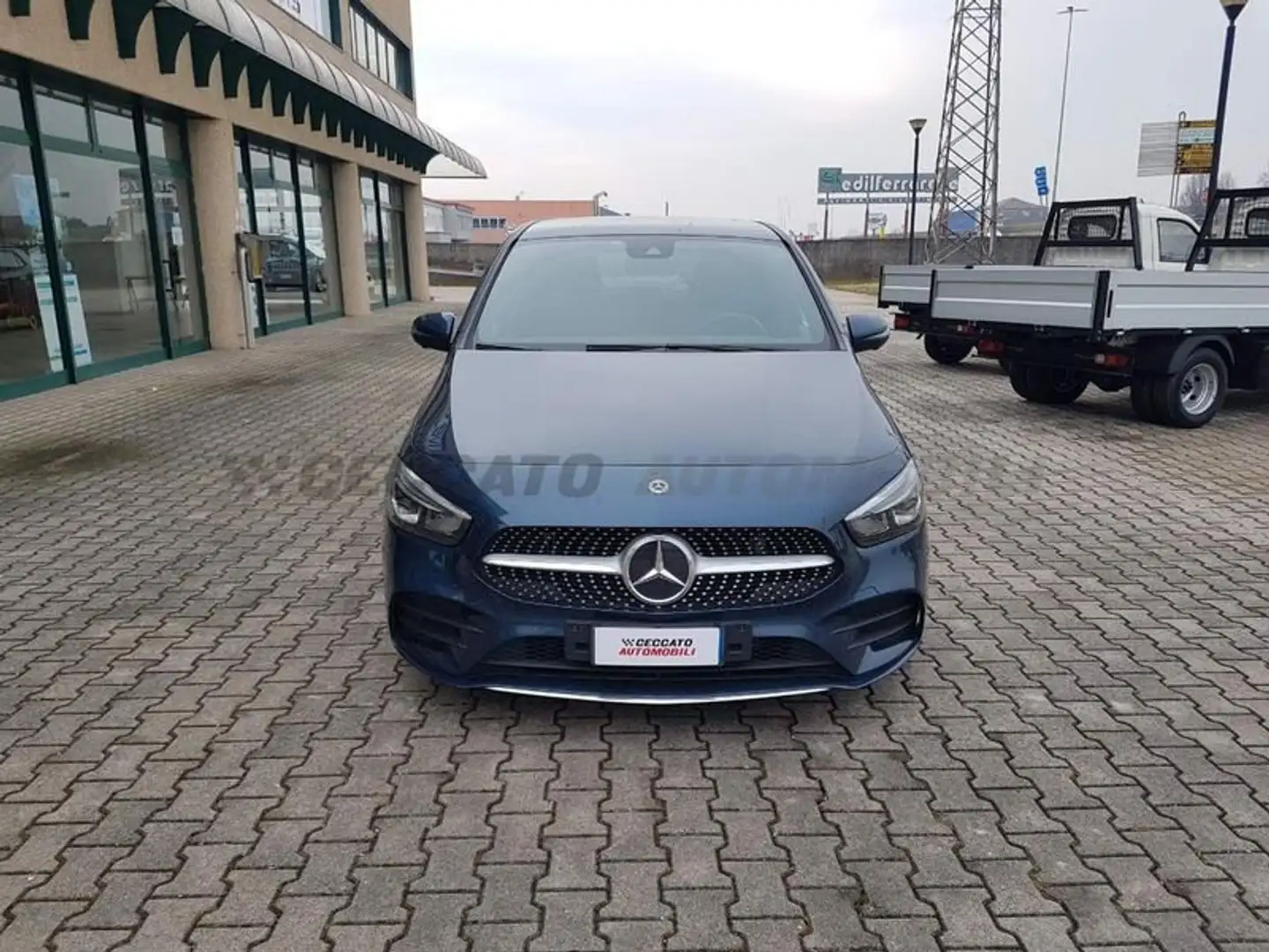 Mercedes-Benz B 180 (W247) B 180 d Automatic Premium Blu/Azzurro - 2