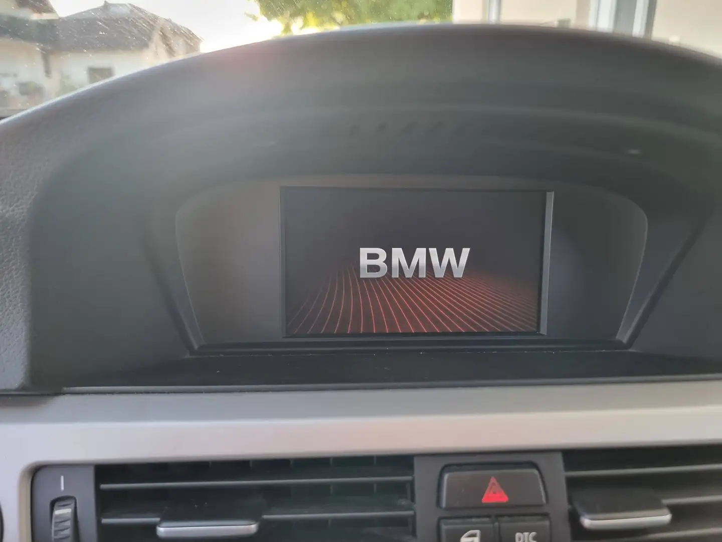 BMW 318 318d Touring Silber - 2