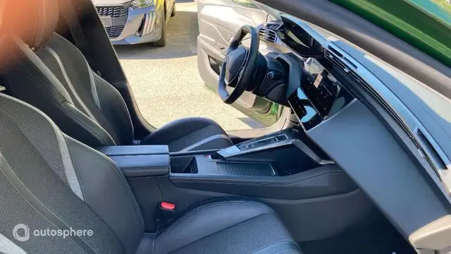 Peugeot 308 view 15