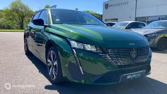 Peugeot 308 view 3