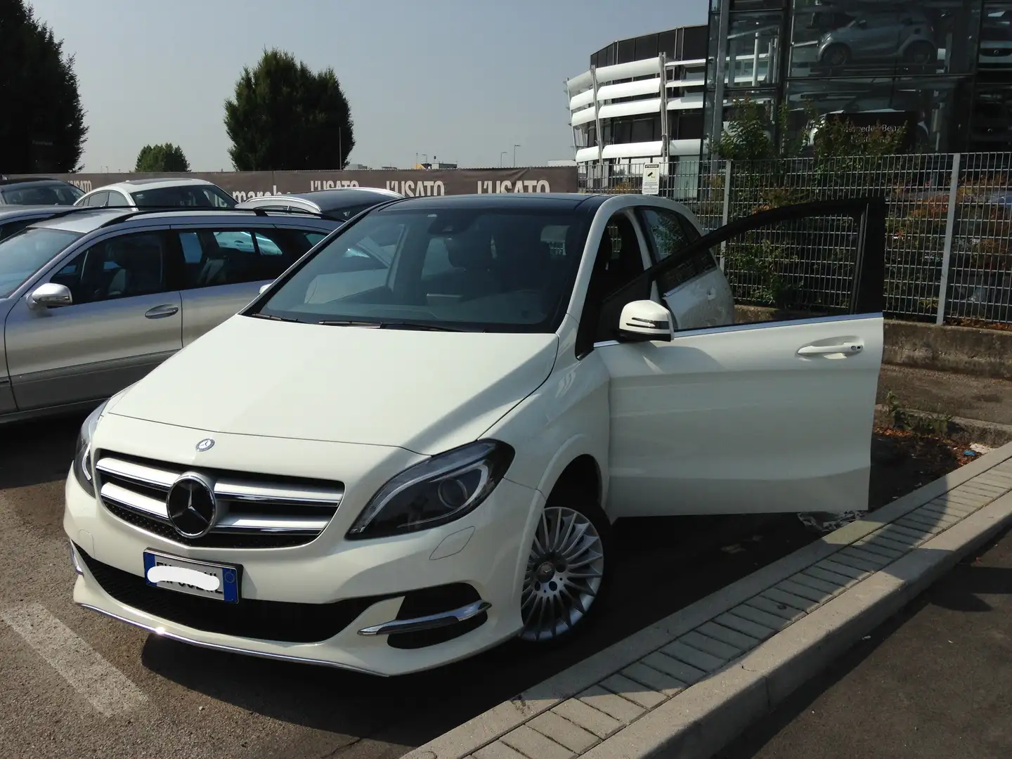 Mercedes-Benz B 200 B 200 ngd Premium Bianco - 1