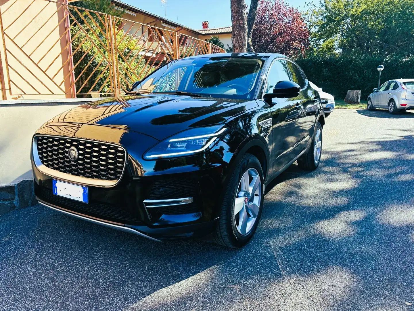 Jaguar E-Pace E-Pace 2021 1.5 i3 mhev R-Dyn SE fwd 160cv auto Nero - 1