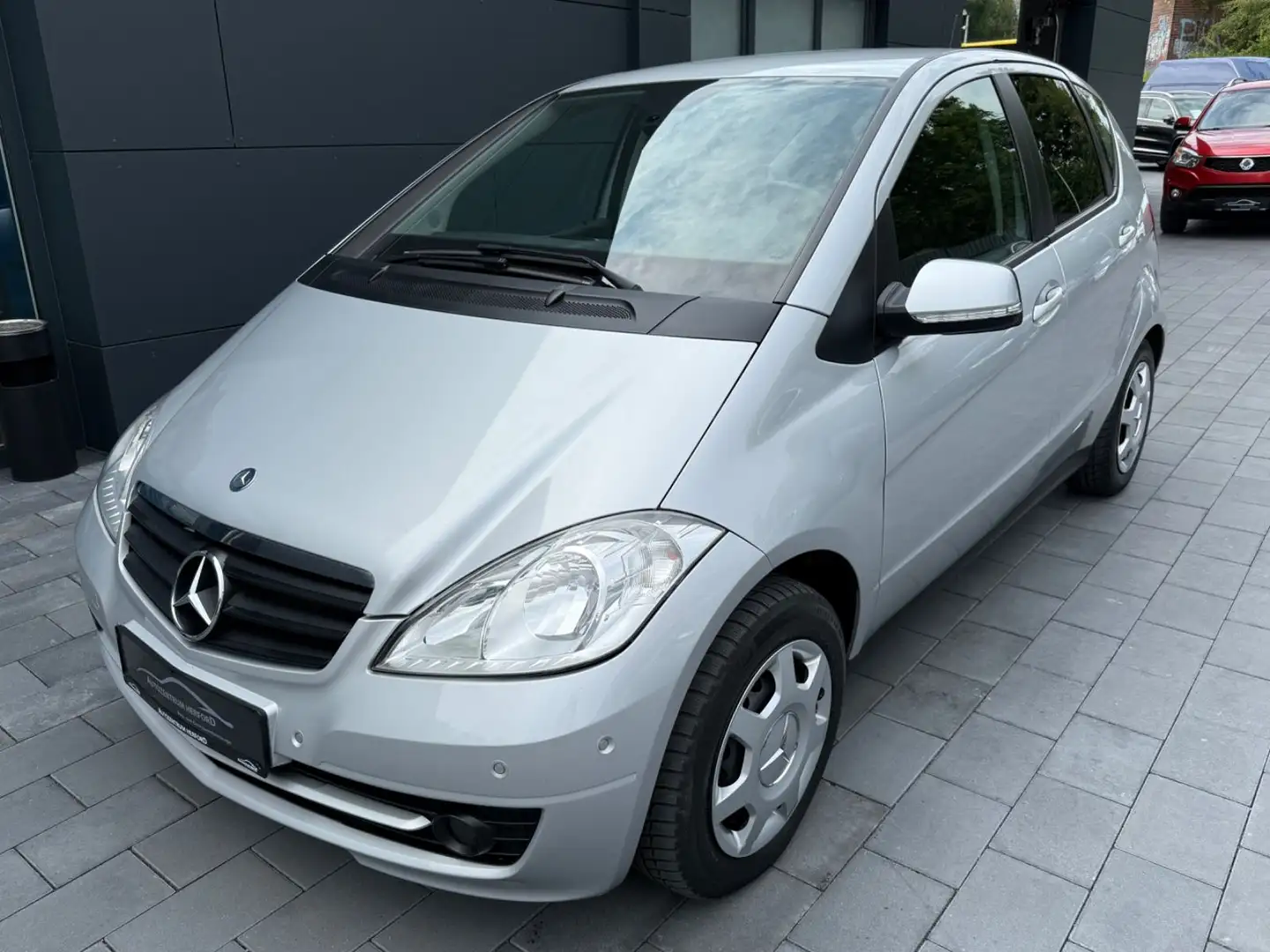 Mercedes-Benz A 160 CDI Automatik Klima PDC Tüv 05/2027 Silber - 1