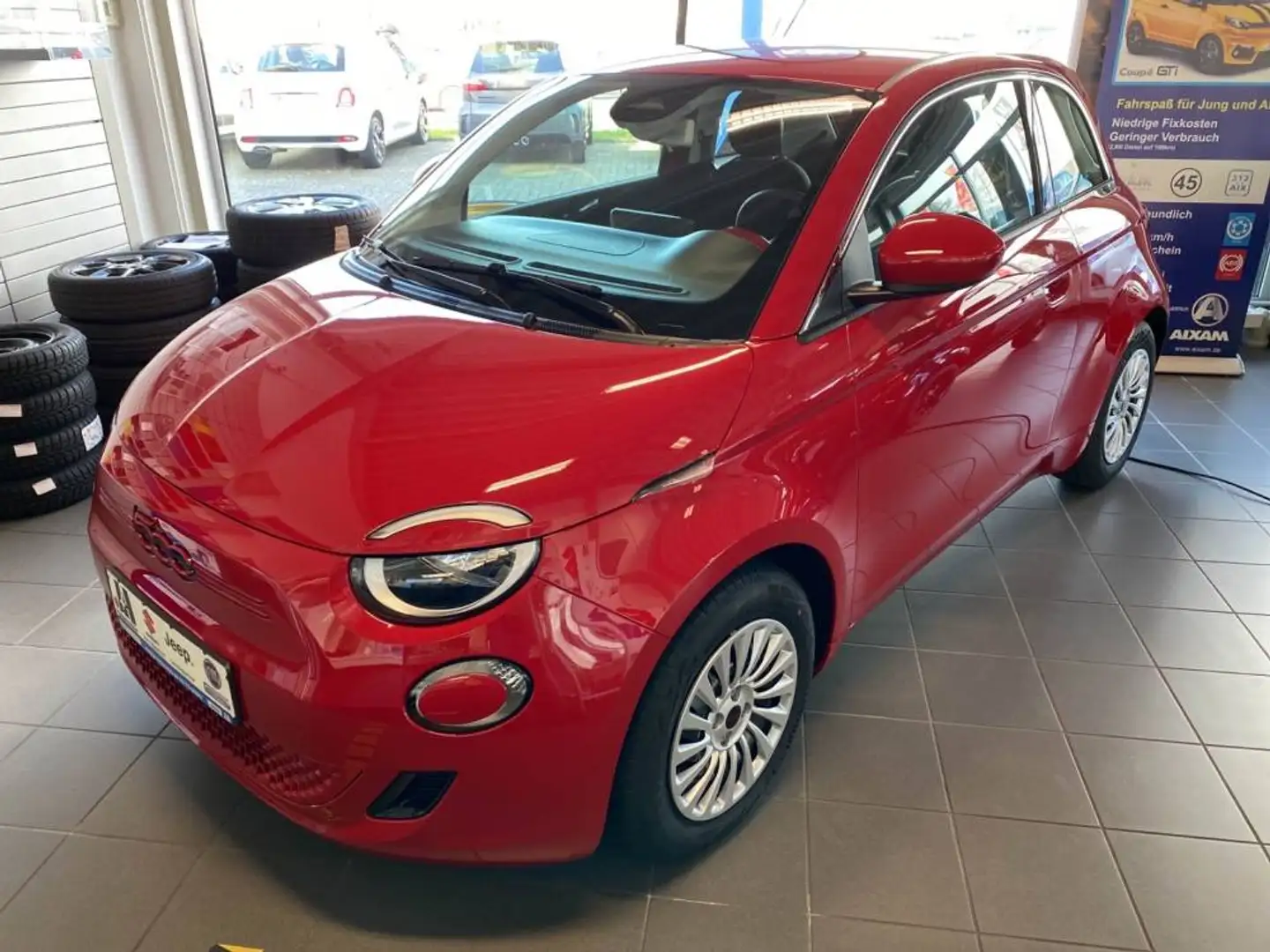 Fiat 500e Neuer (RED) MJ23 Rot - 1