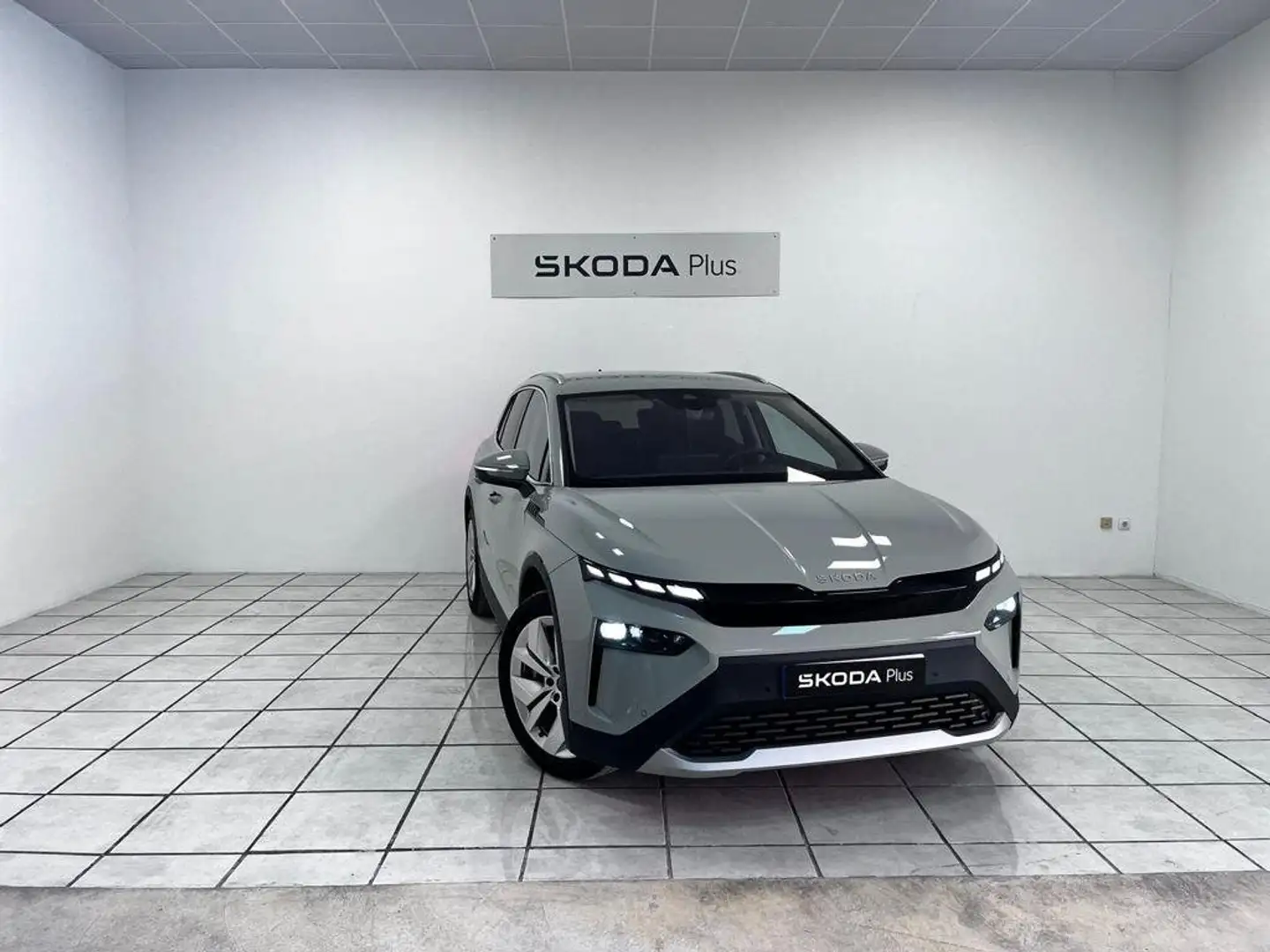 Skoda Elroq 85 210KW 77Kwh Gris - 1