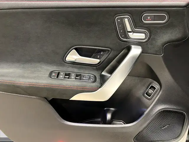 Mercedes-Benz Cla Class view 13