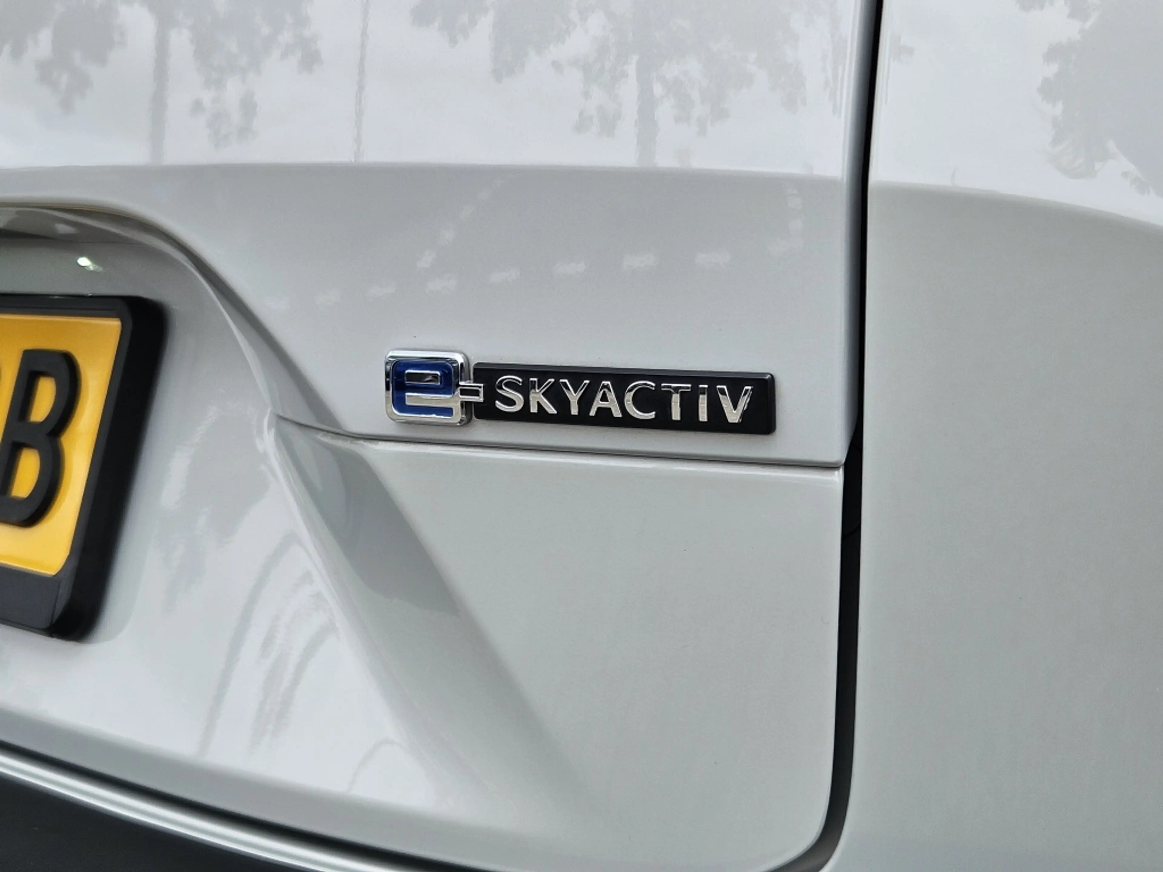 Mazda MX-30 e-SkyActiv 145 Comfort / Industrieel pakket / Carp — photo 6