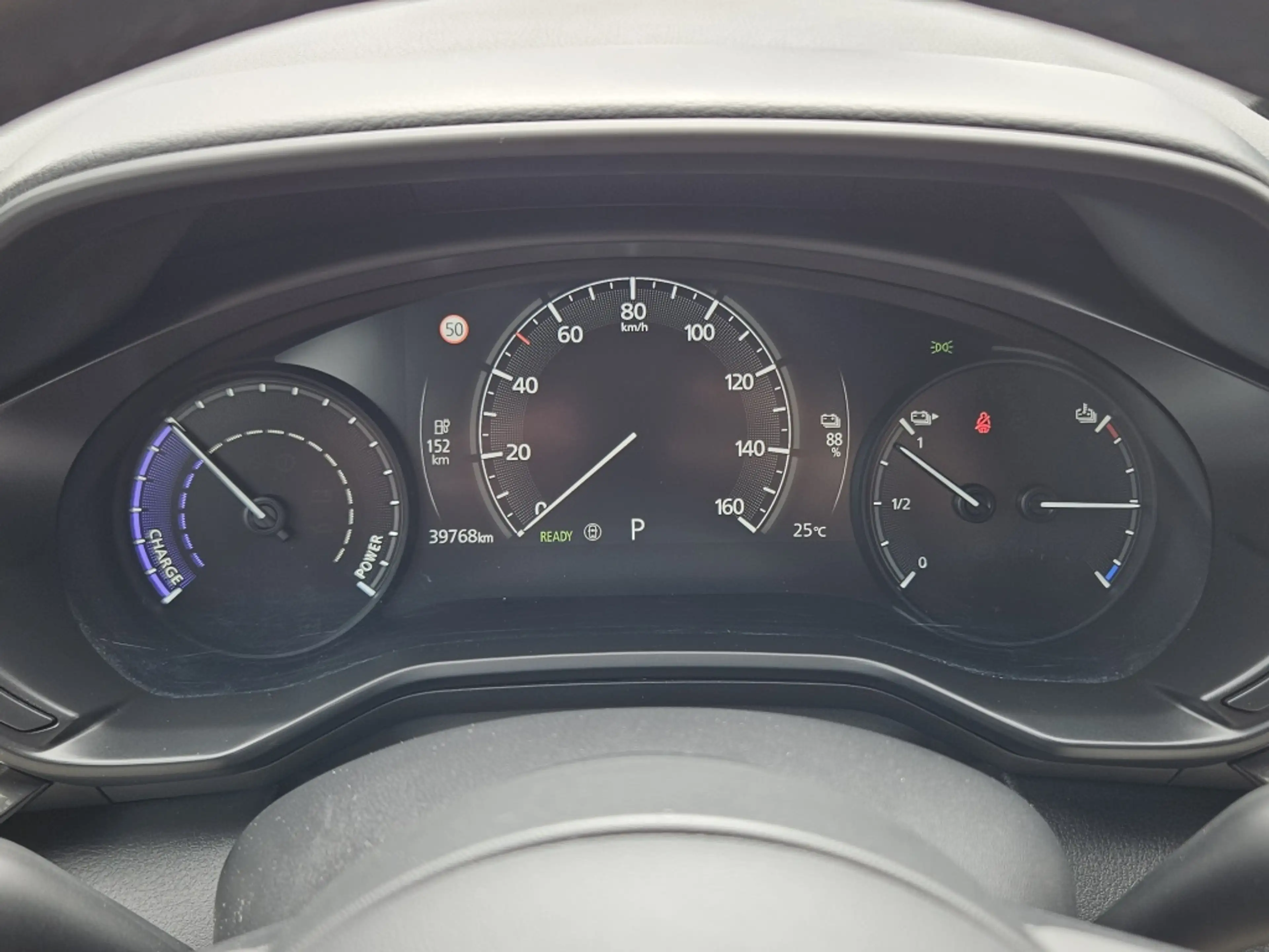 Mazda MX-30 e-SkyActiv 145 Comfort / Industrieel pakket / Carp — photo 10