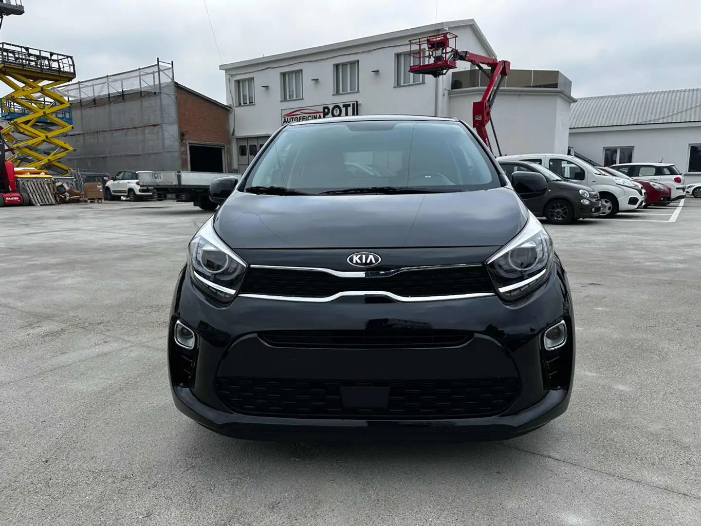 Kia Picanto 1.0 12V 5 porte Style OK NEOPATENTATO Schwarz - 2