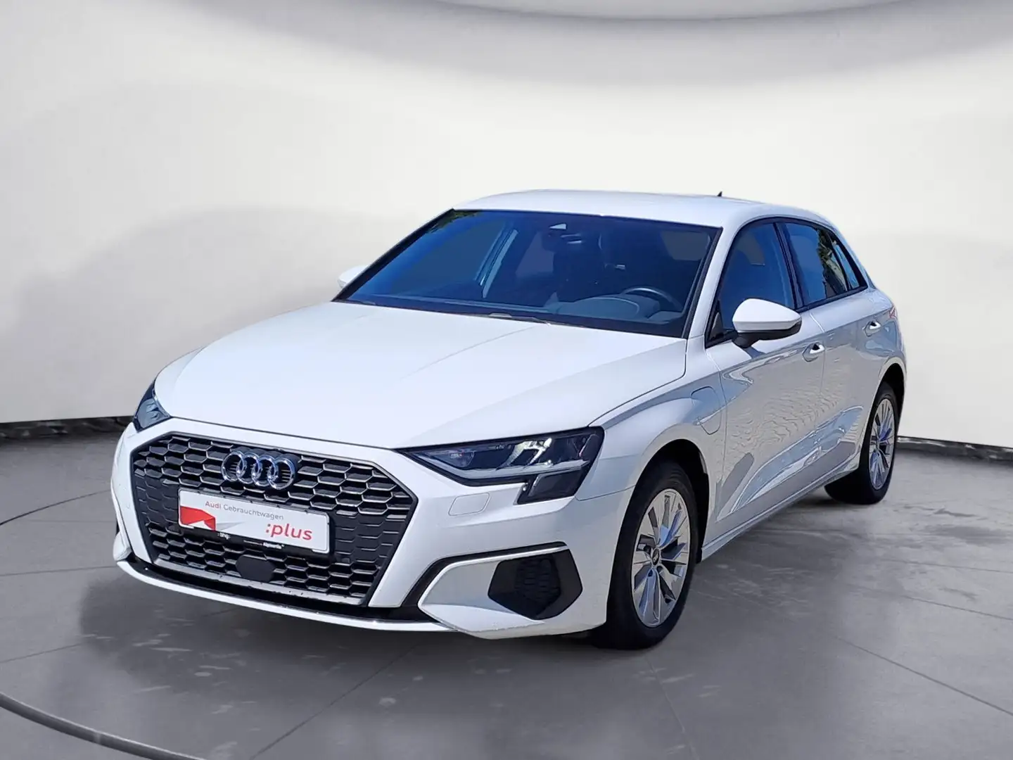 Audi A3 40 TFSIe S tronic Wit - 2