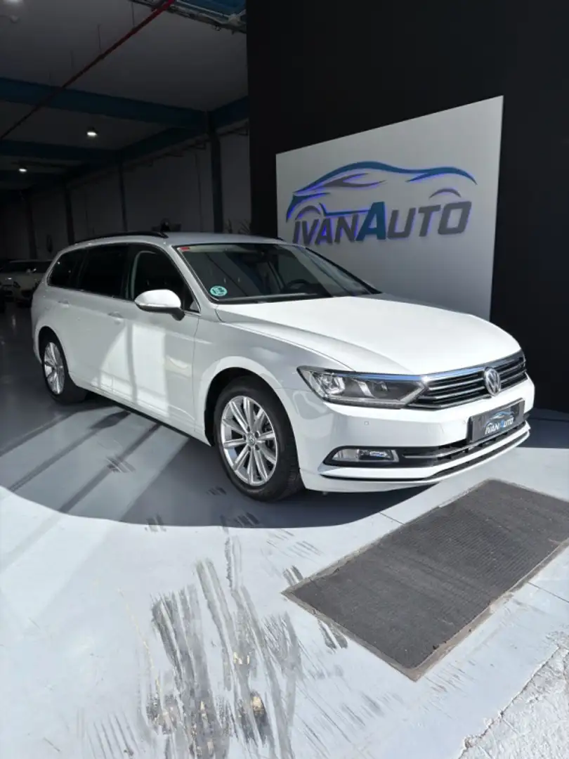 Volkswagen Passat Variant 2.0TDI Advance DSG7 110kW Blanco - 1