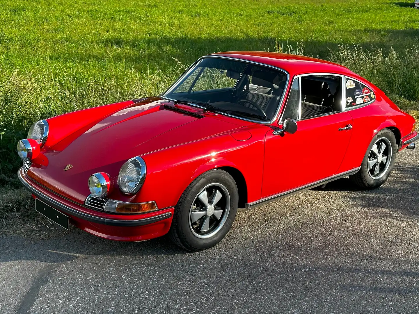 Porsche 911 2.2 E Rouge - 1