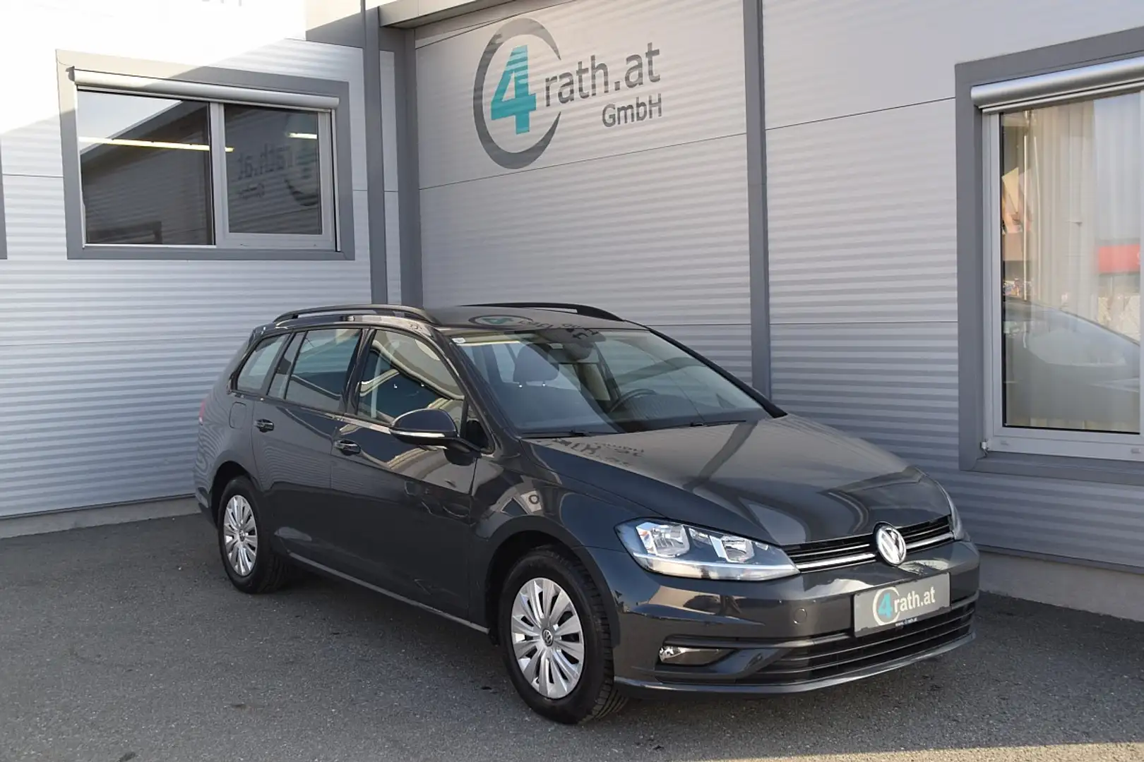 Volkswagen Golf Variant Golf VII Variant 1,6 TDI SCR Grau - 1