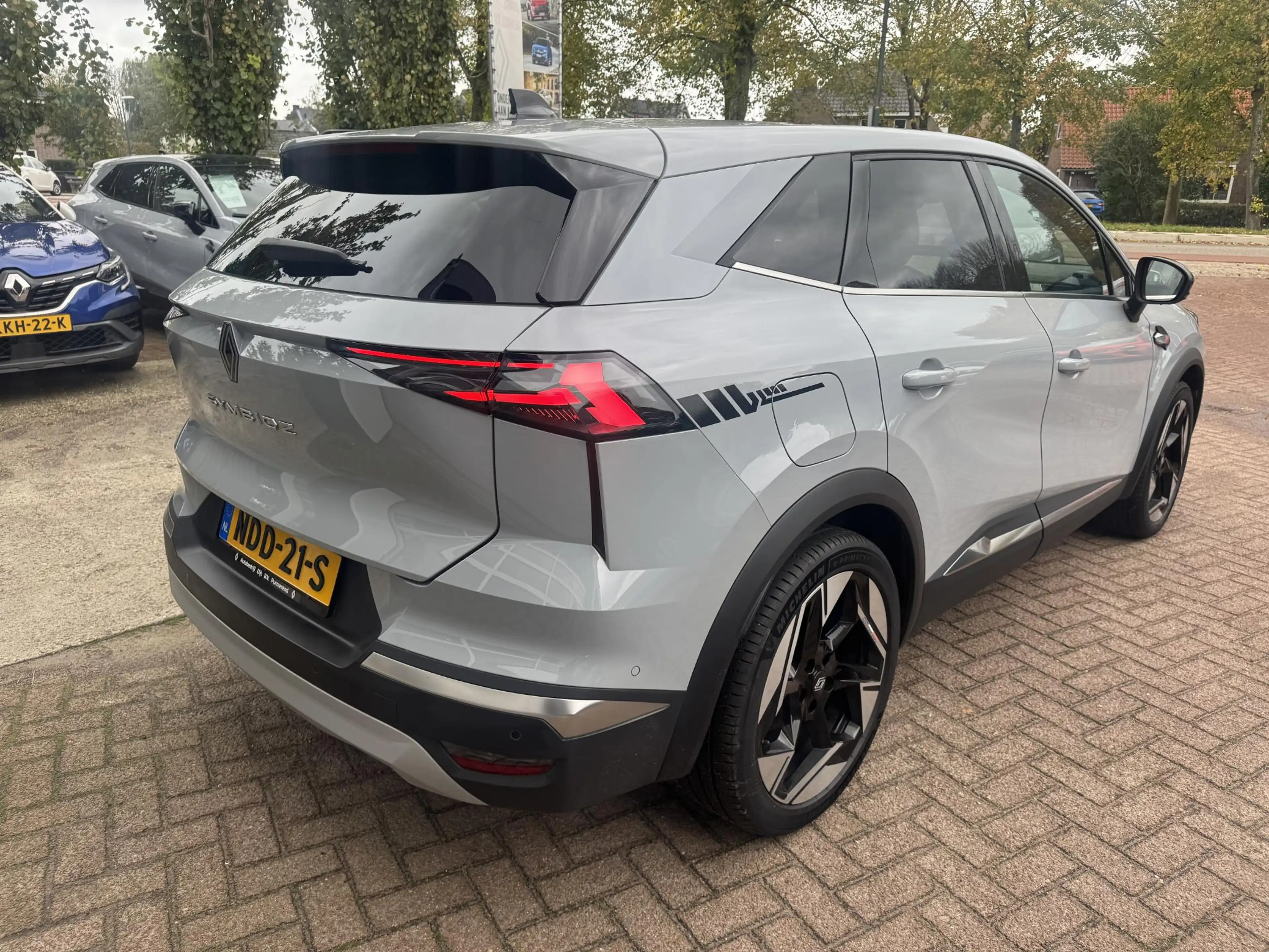 Renault Symbioz 1.8 E-Tech full hybrid 160 iconic — photo 5
