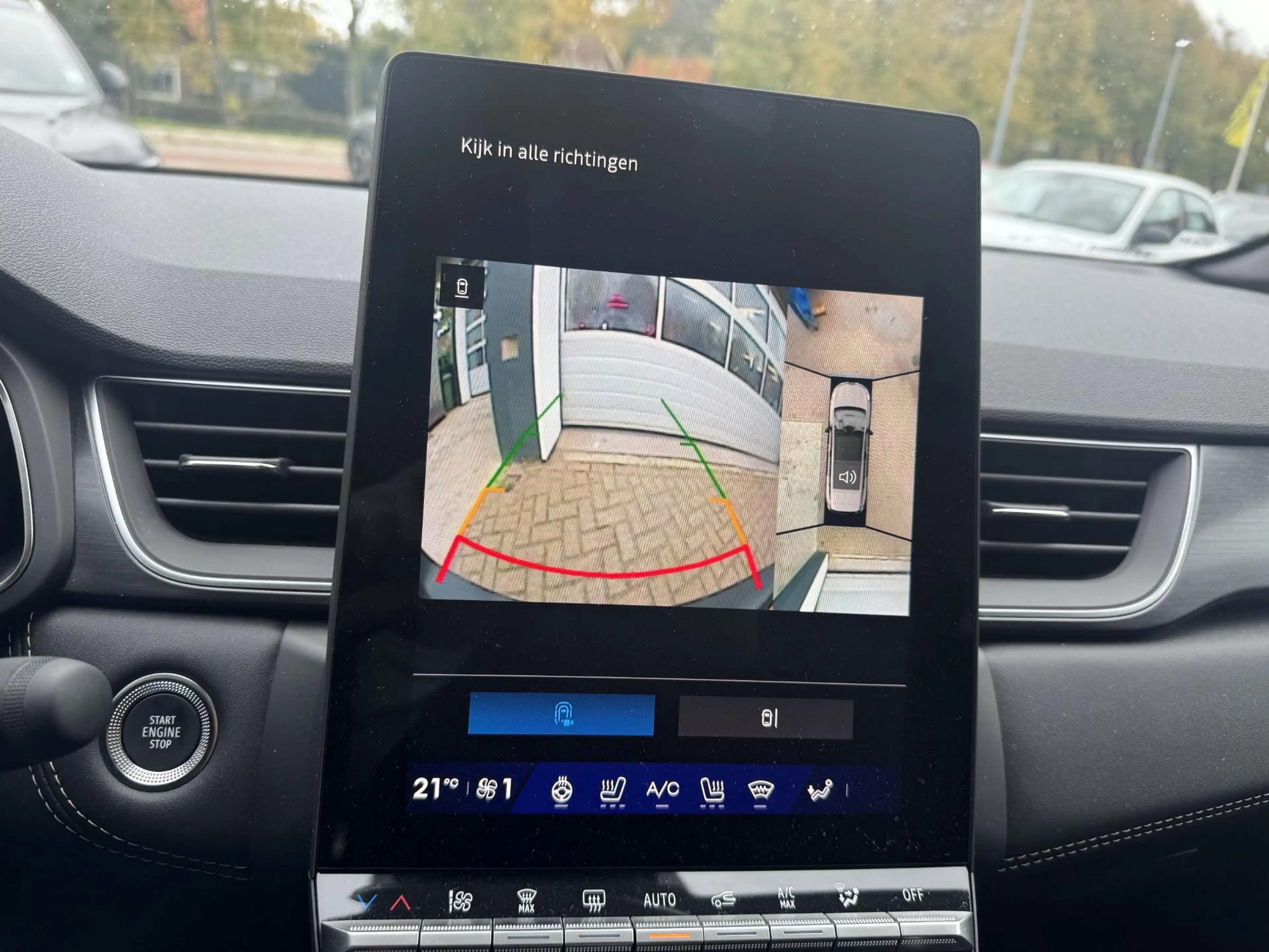 Renault Symbioz 1.8 E-Tech full hybrid 160 iconic — photo 19