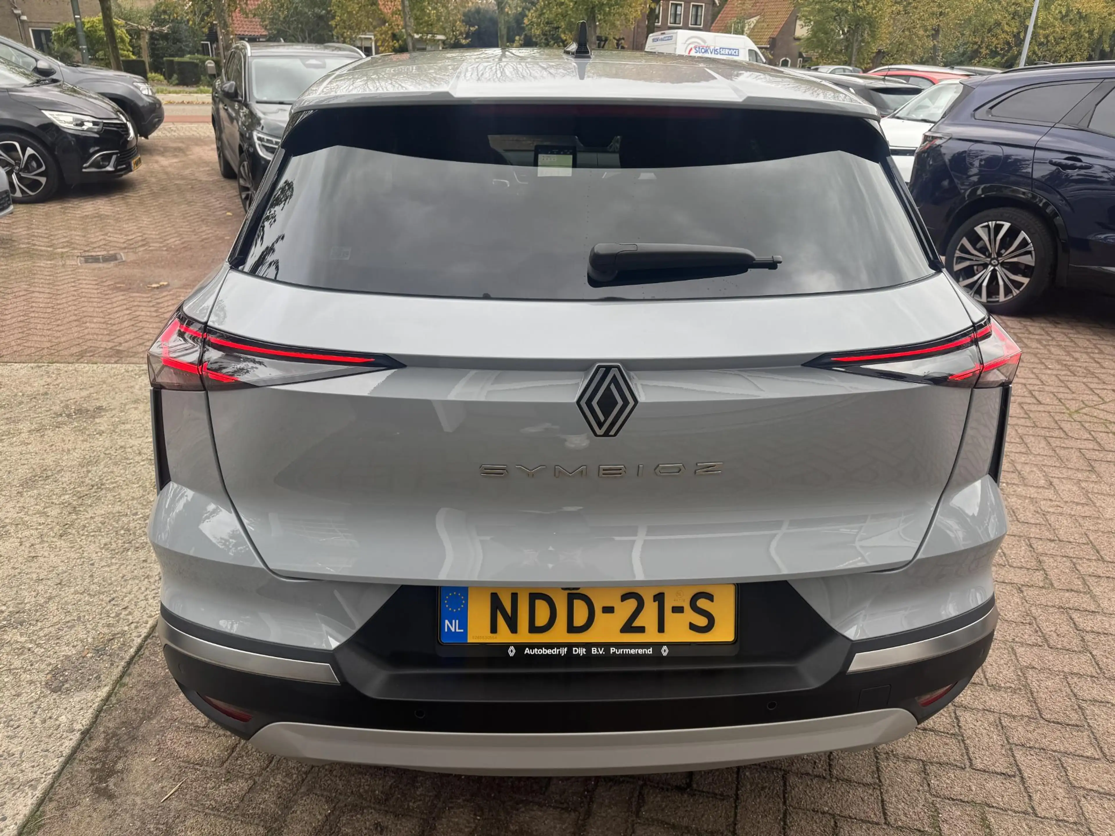 Renault Symbioz 1.8 E-Tech full hybrid 160 iconic — photo 6
