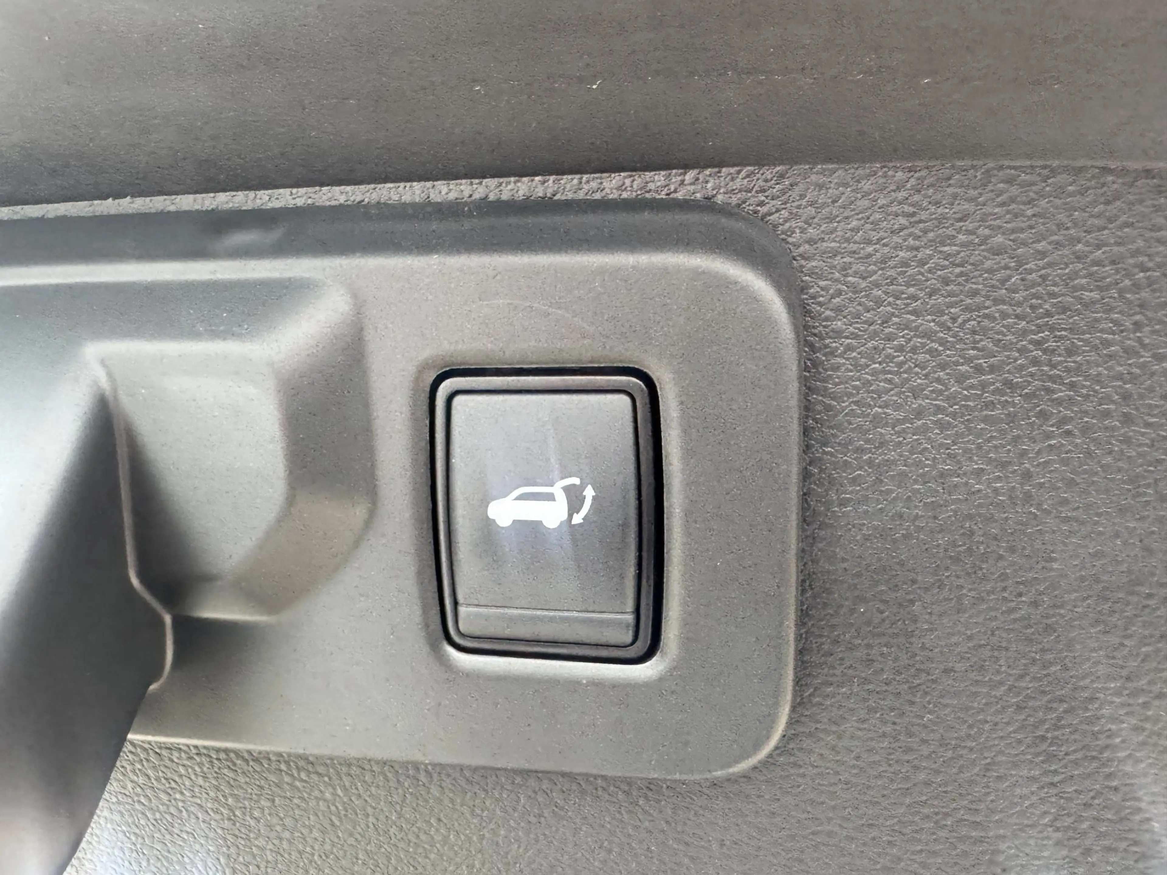 Renault Symbioz 1.8 E-Tech full hybrid 160 iconic — photo 7