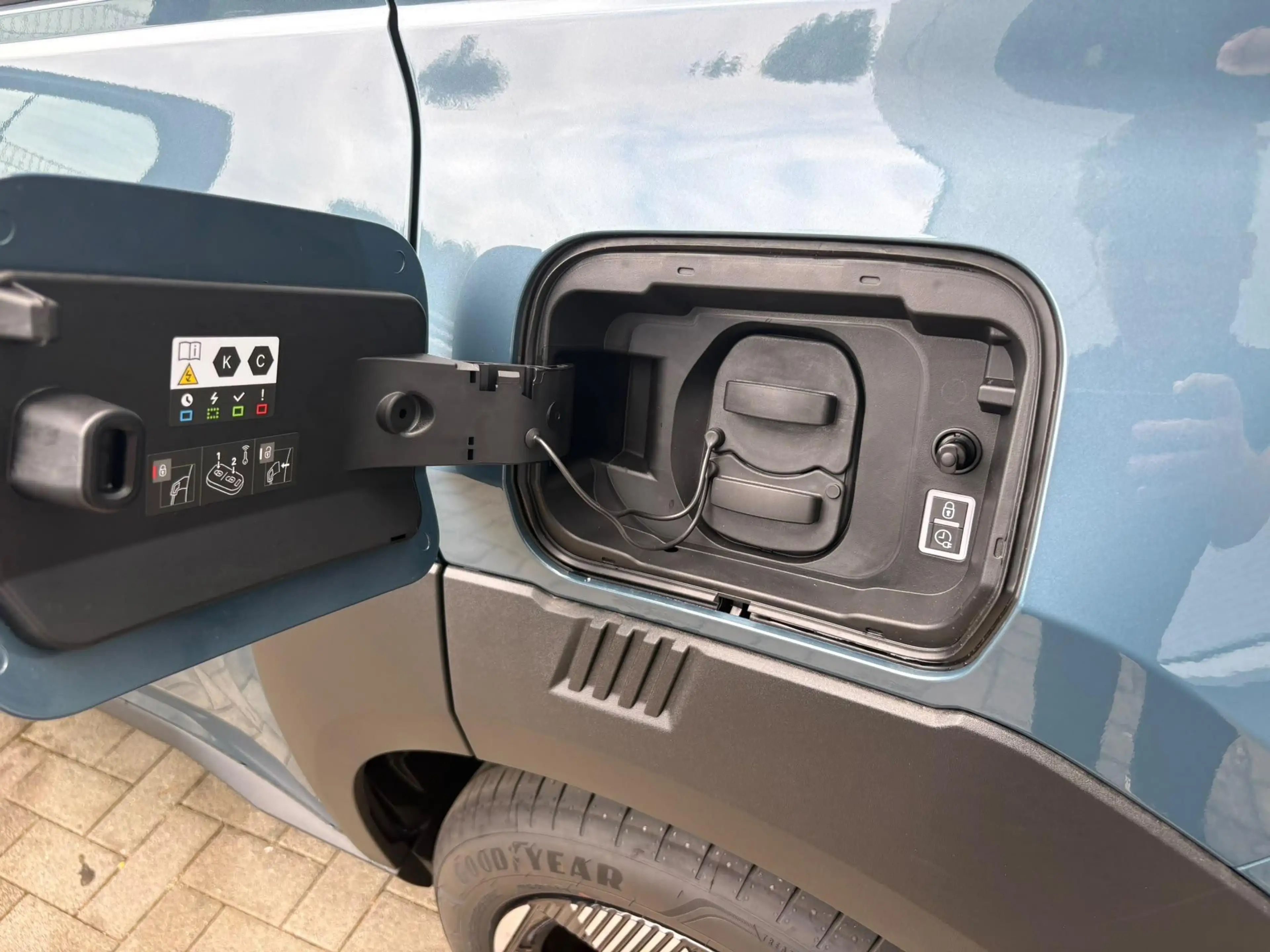Fiat Grande Panda La Prima 44 kWh Winter Pack — photo 9