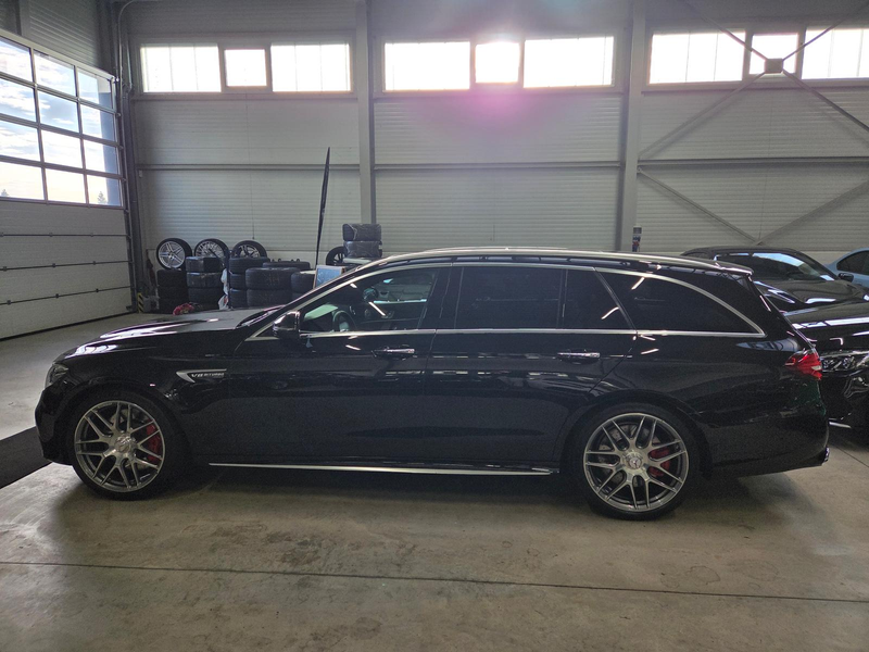 Mercedes-Benz E 63 AMG E 63 S AMG 4Matic /Pano/360°/Burmester/*518€ — photo 15