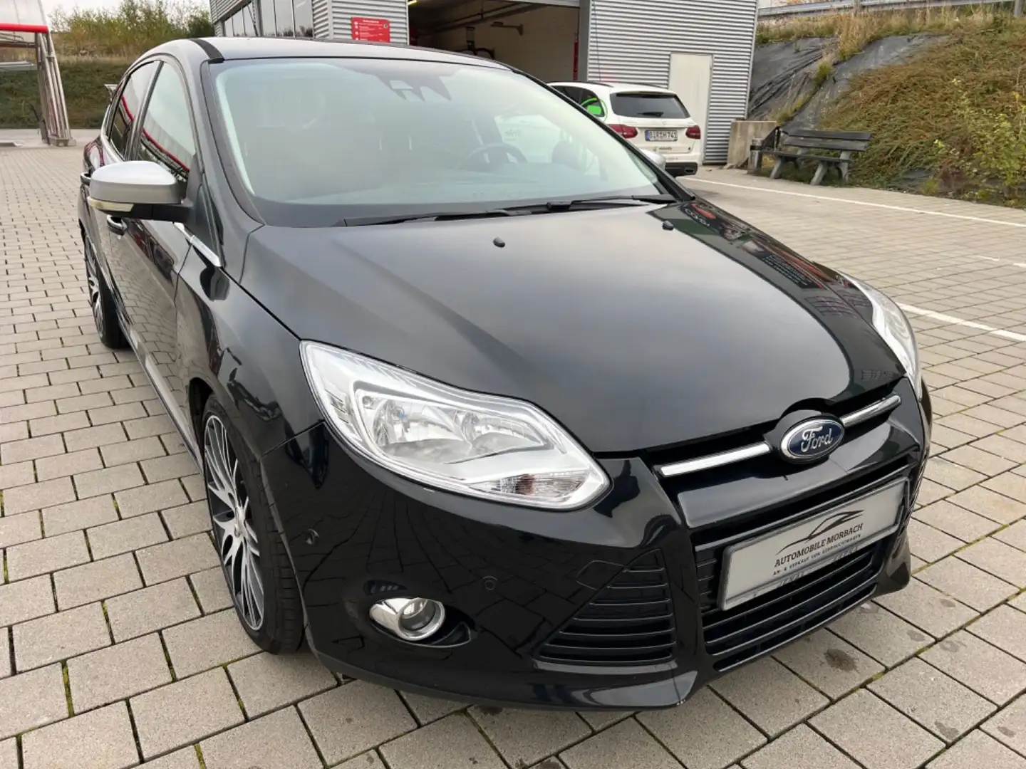 Ford Focus TITANIUM*1.6*KLIMAAUTOMATIK*ALU 18 LM*SHZ* Nero - 2