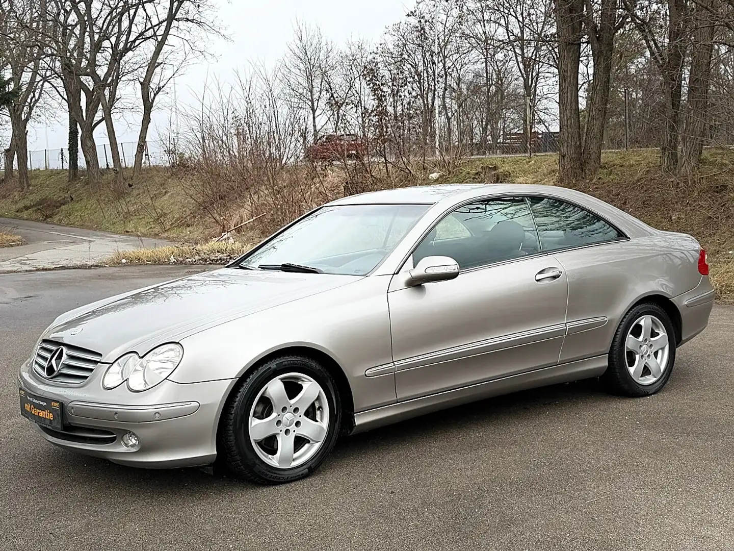 Mercedes-Benz CLK 270 Elegance CDI Aut. Gute Ausstattung Beige - 2