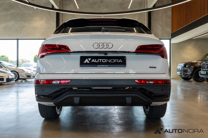 Audi Q5 45 TFSI quattro Sportback S line Tour Matrix — photo 15
