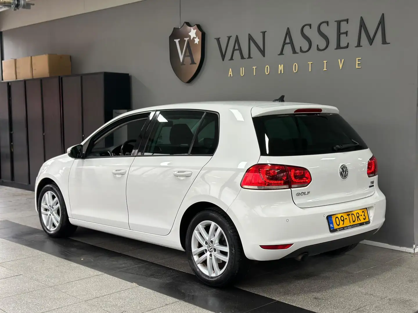 Volkswagen Golf 1.2 TSI Highline | LEES TEKST! Wit - 2