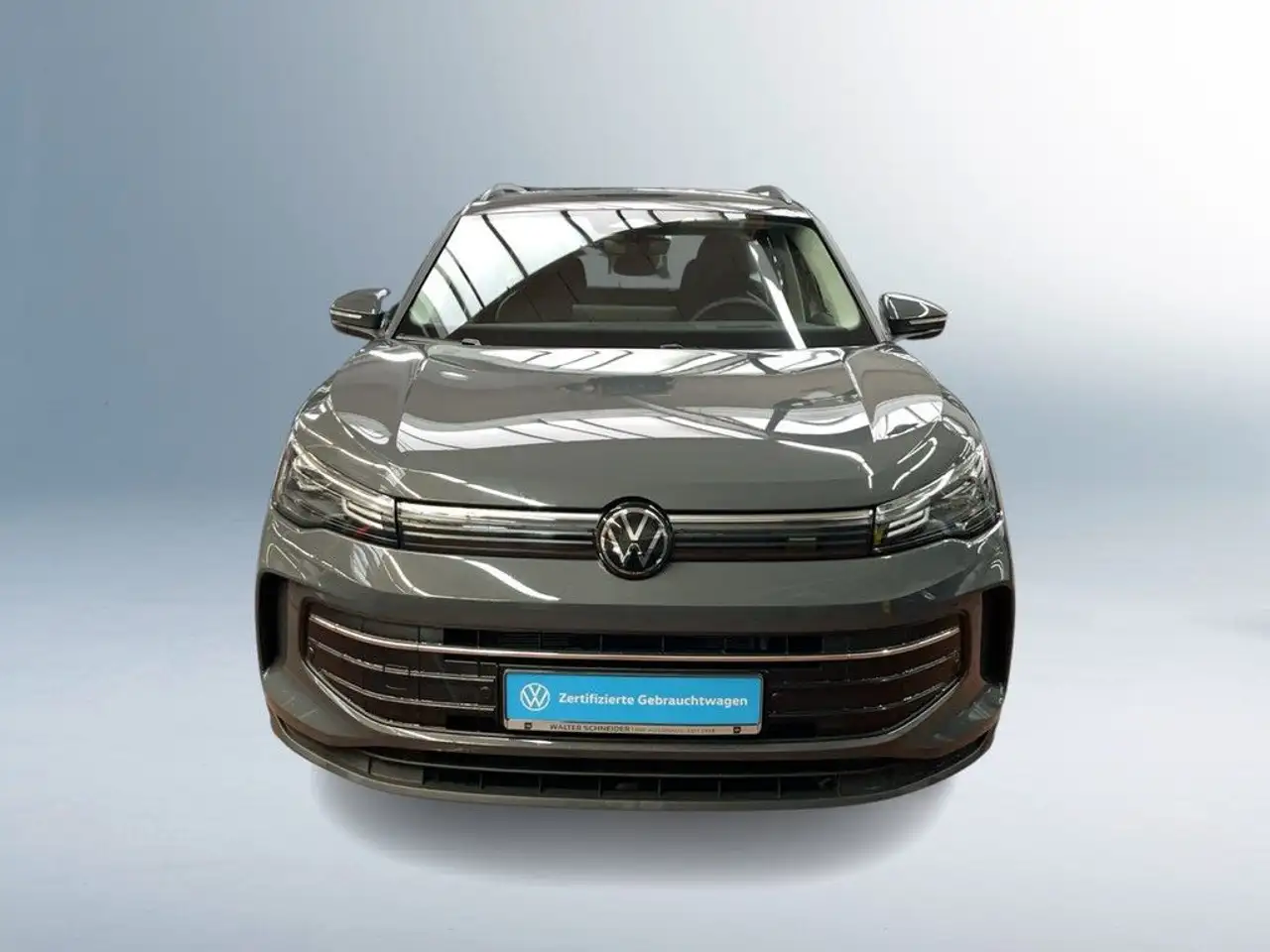 Volkswagen Tiguan 2.0 TDI DSG Life AHK Navi LED ACC PDC 9