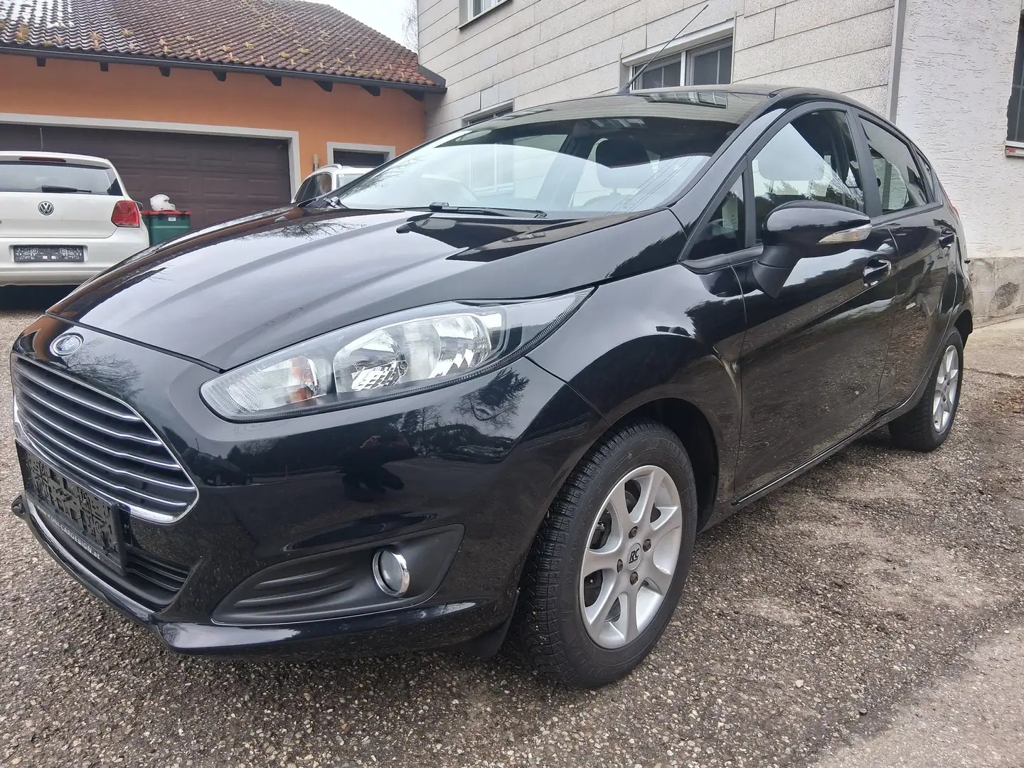 Ford Fiesta Fiesta Easy 1,25 Easy Schwarz - 1