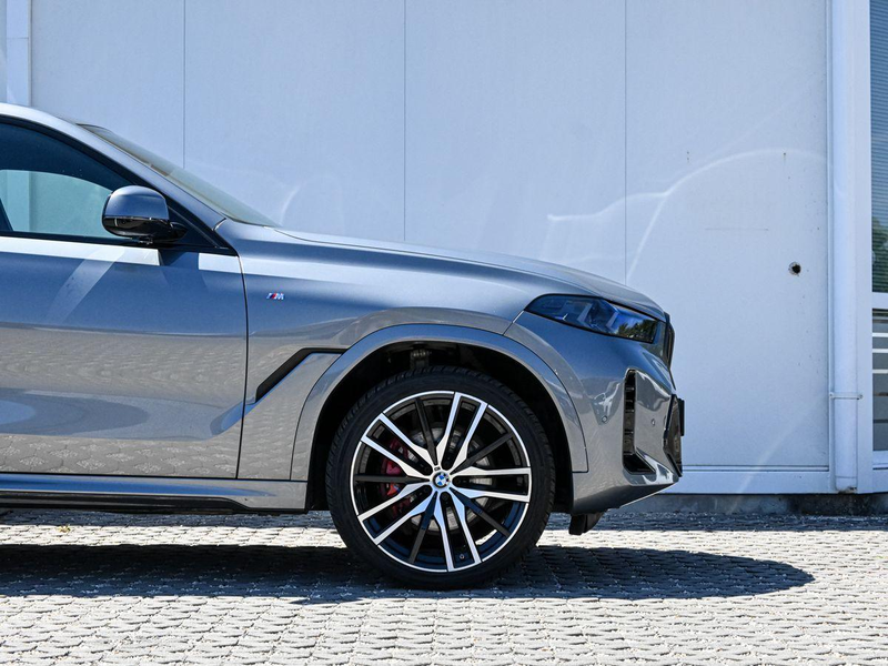 BMW X6 xDrive30d M-SportPRO 22 PANO KomSitz Sitzlüft — photo 6