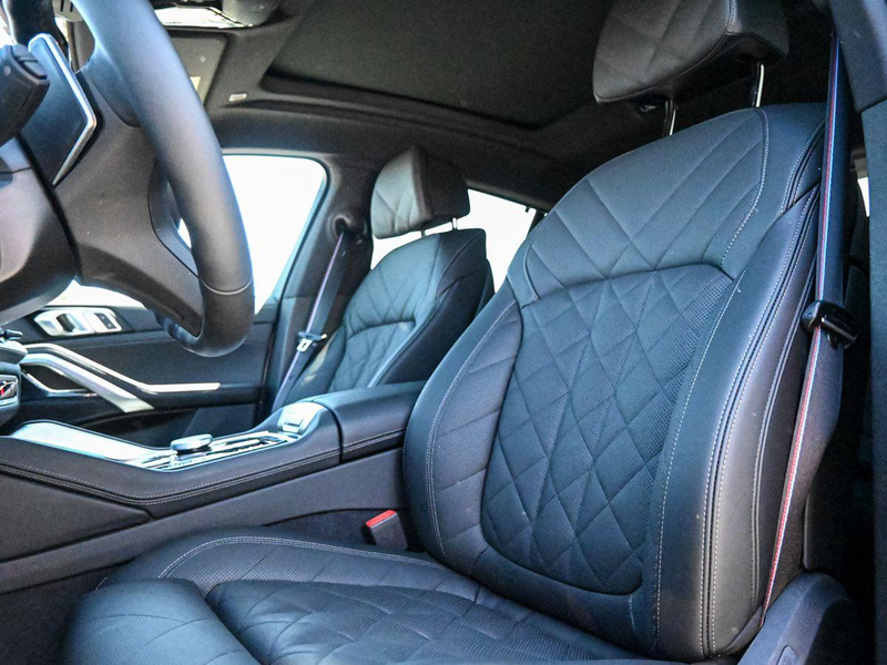 BMW X6 xDrive30d M-SportPRO 22 PANO KomSitz Sitzlüft — photo 9