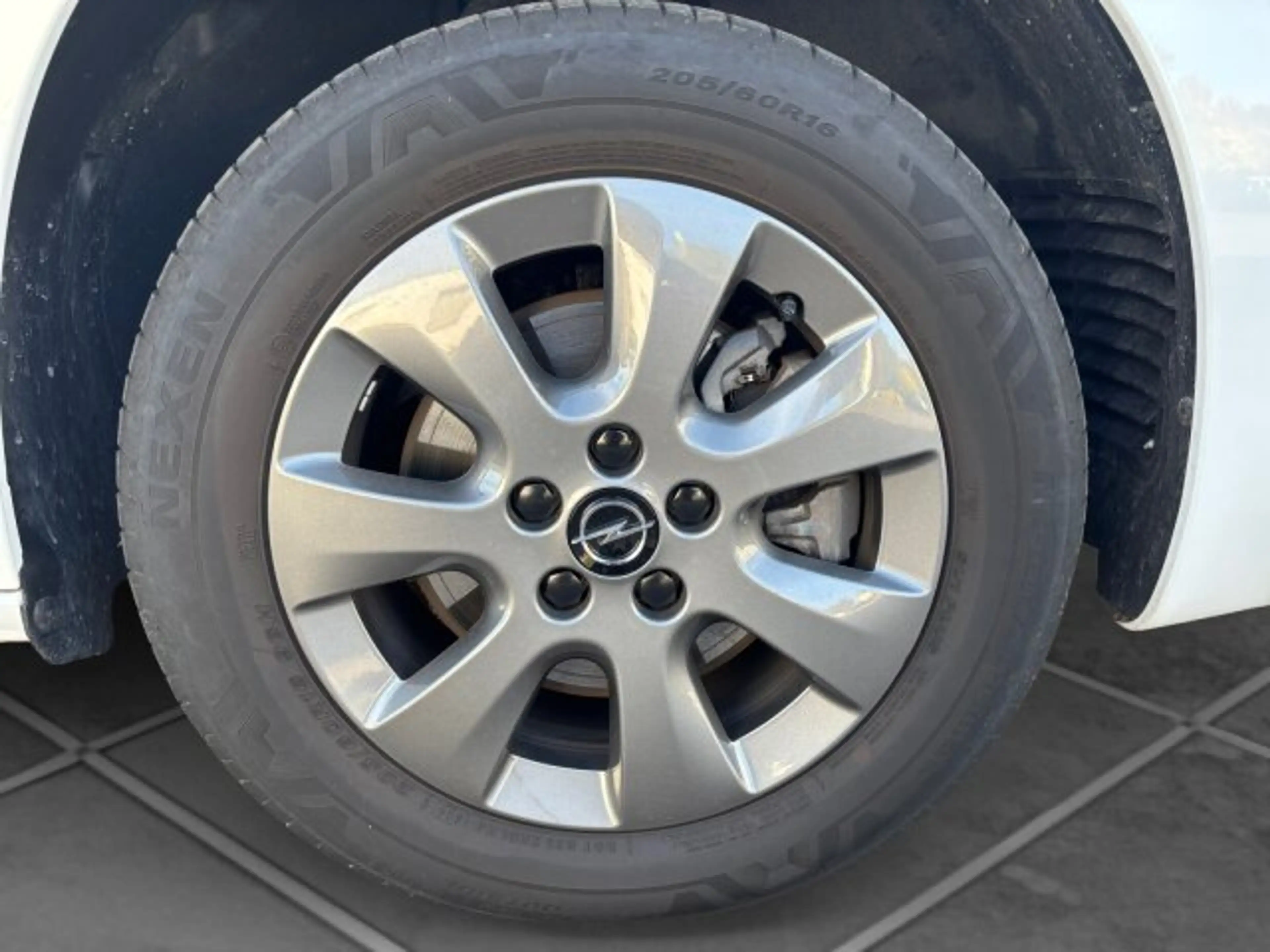 Opel Combo Life Combo 1.5 D GS Automatik 5-Sitzer Sitzheizung — photo 6