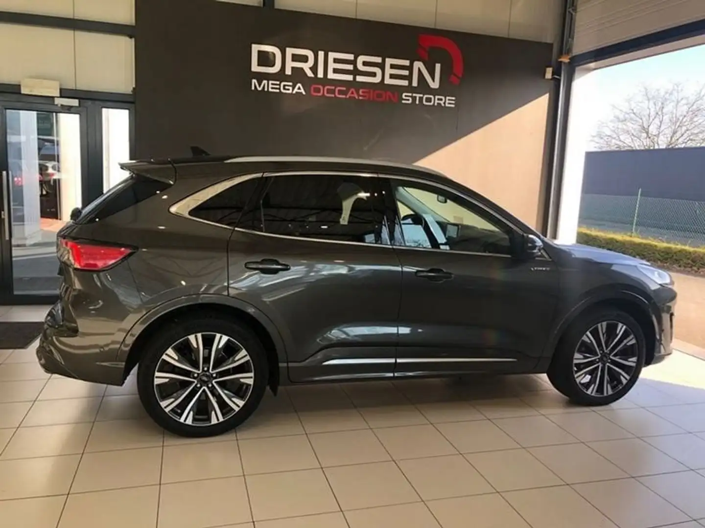 Ford Kuga KUGA VIGNALE 2.5 PHEV  BIJ DRIESEN IN BREE  089/46 Grijs - 2