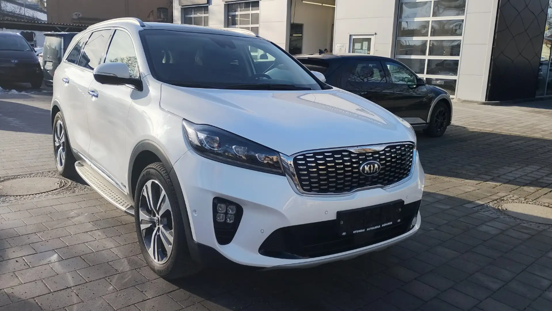 Kia Sorento 2.2 CRDi GT-Line 2xKlima 360 4xSHZ AUT Weiß - 1