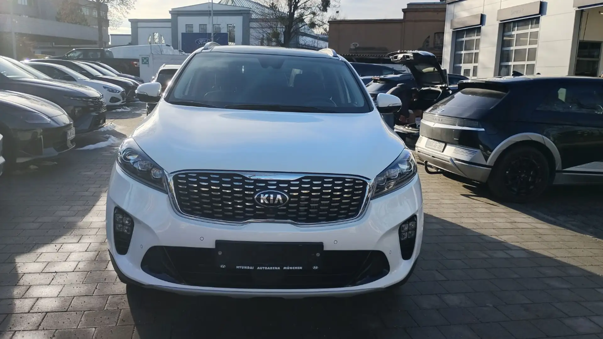 Kia Sorento 2.2 CRDi GT-Line 2xKlima 360 4xSHZ AUT Weiß - 2