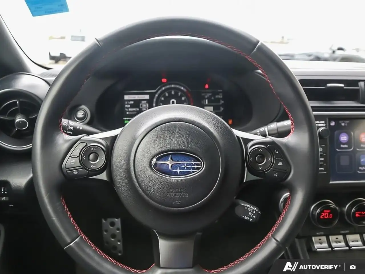 Subaru BRZ снимка Subaru BRZ