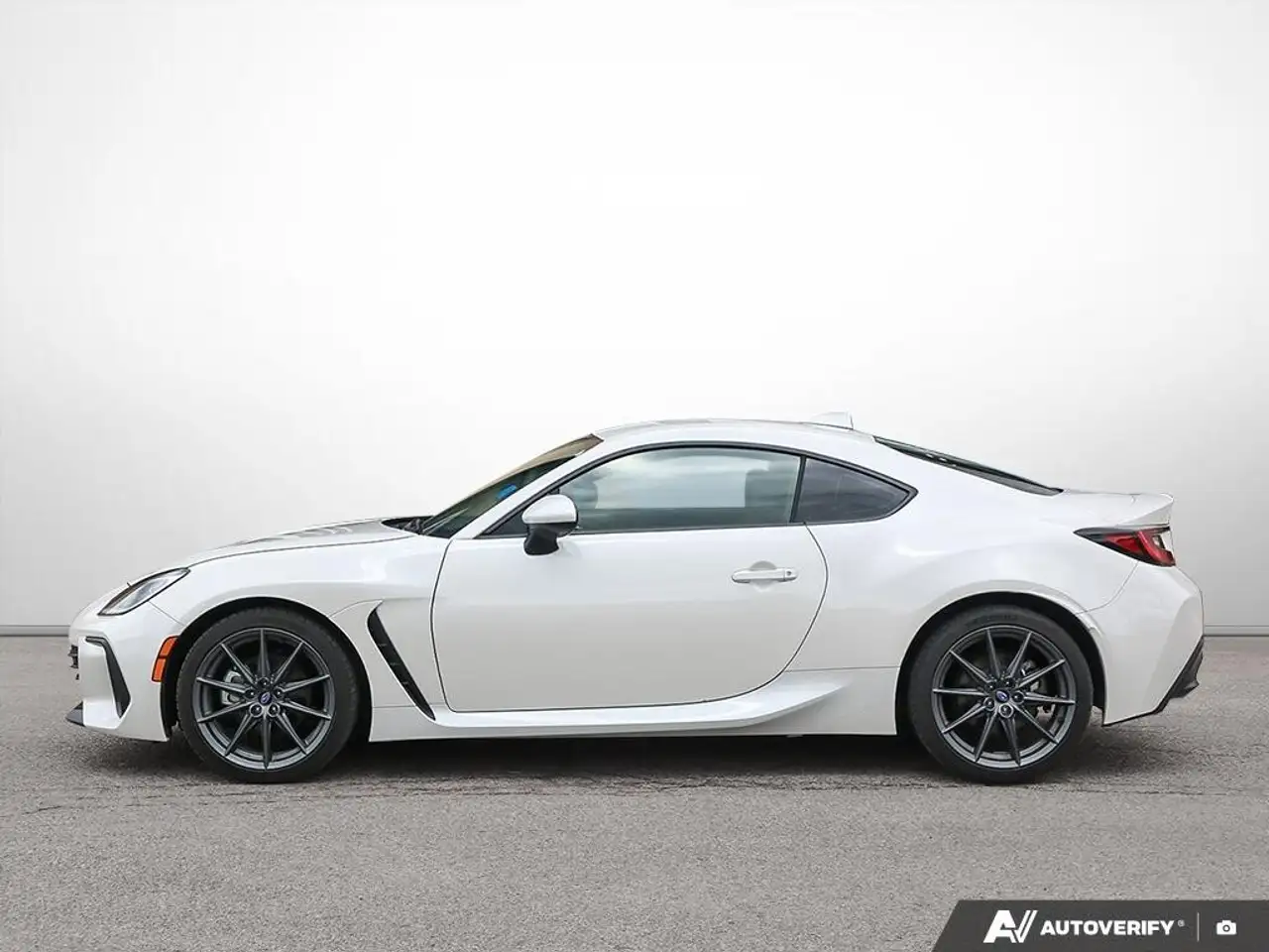 Subaru BRZ снимка Subaru BRZ