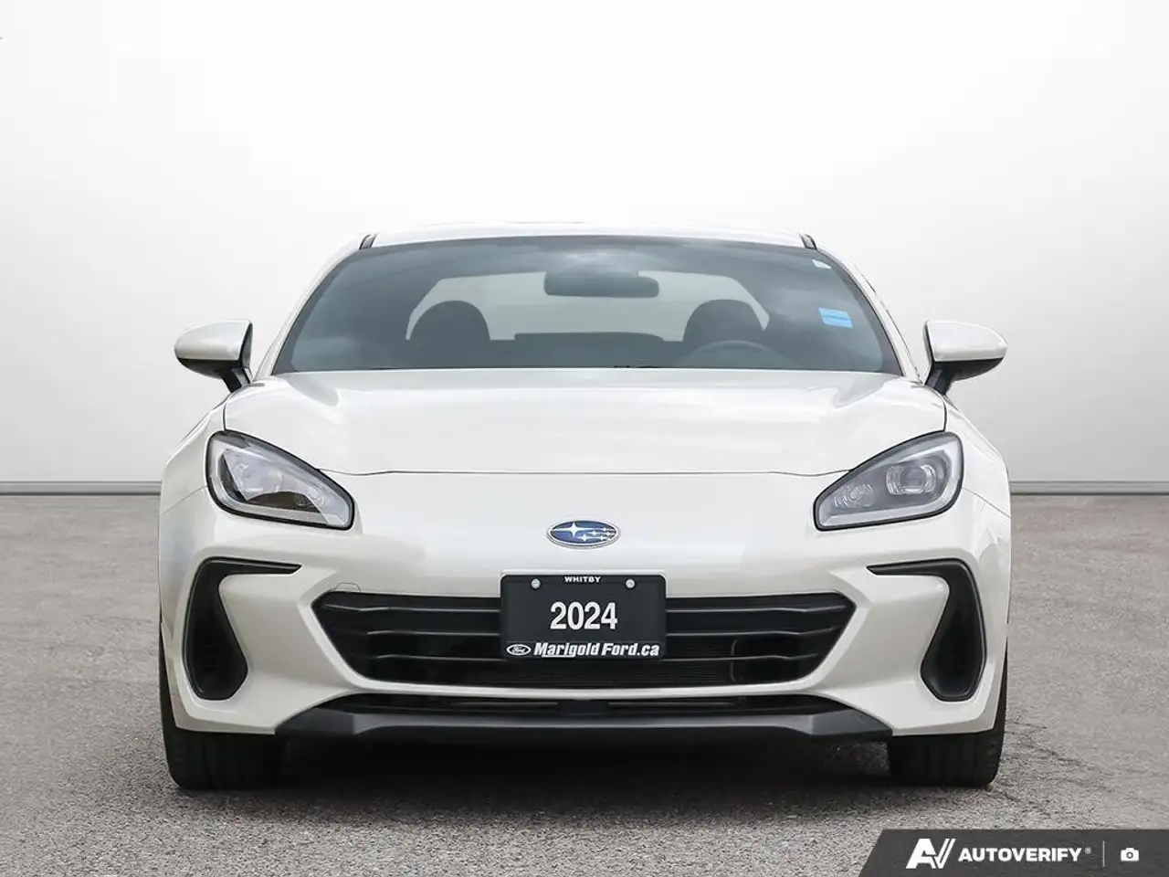Subaru BRZ снимка Subaru BRZ