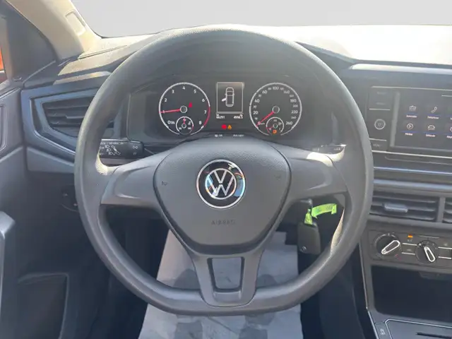 Volkswagen Polo view 11