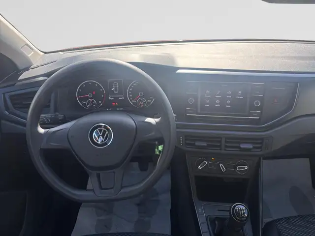 Volkswagen Polo view 15