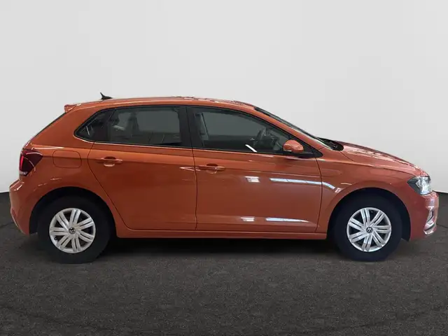 Volkswagen Polo view 7