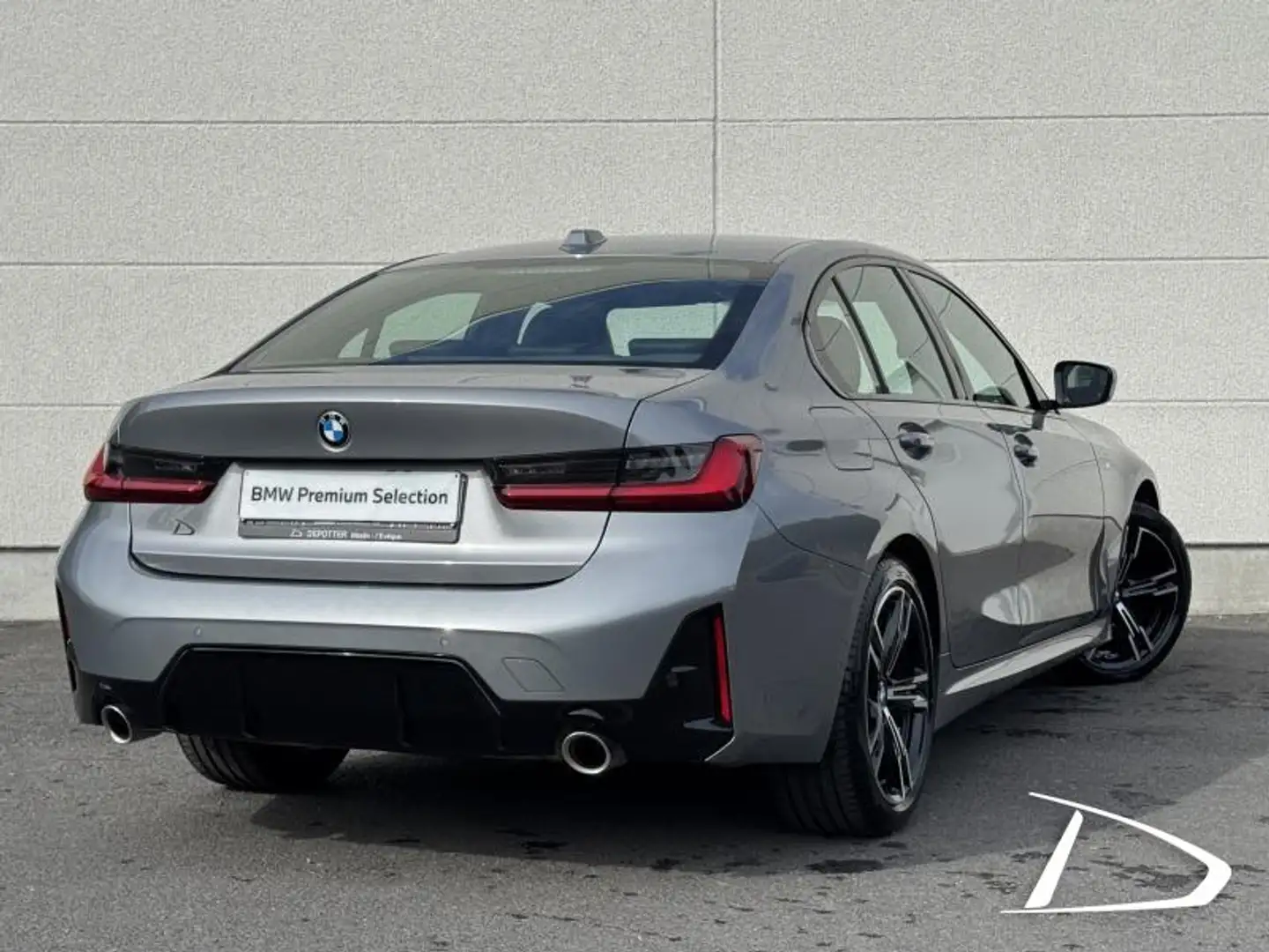 BMW 318 Berline Grijs - 2