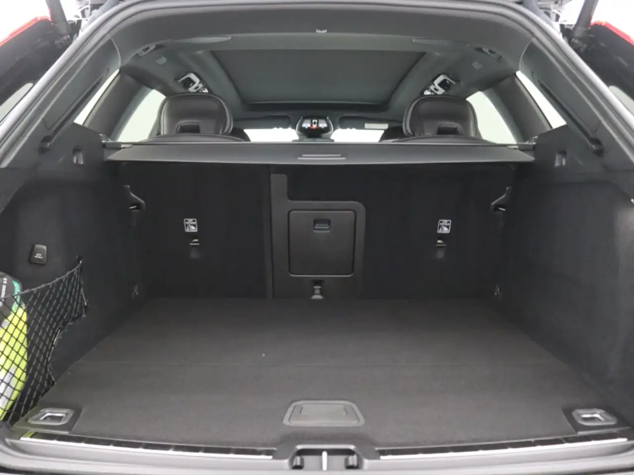 Volvo XC60 2026 — фото 12